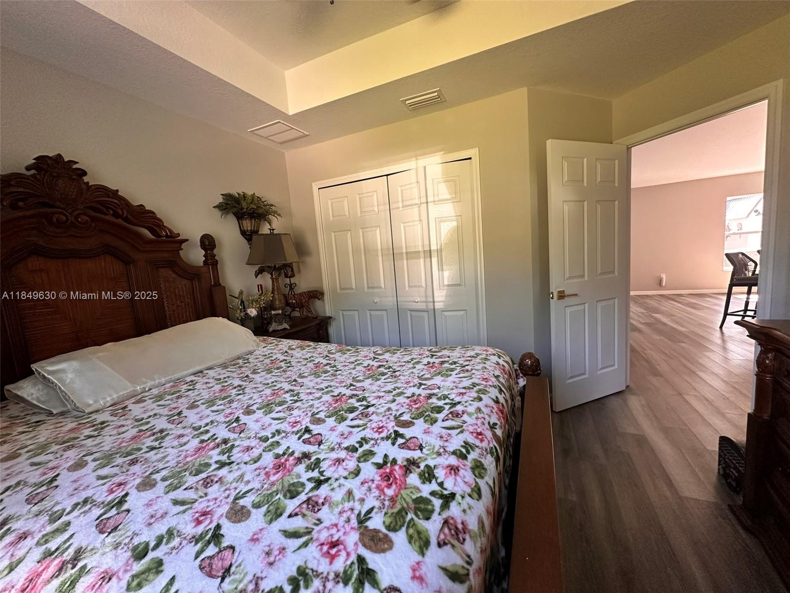 MARION OAKS UNIT 09 - Residential