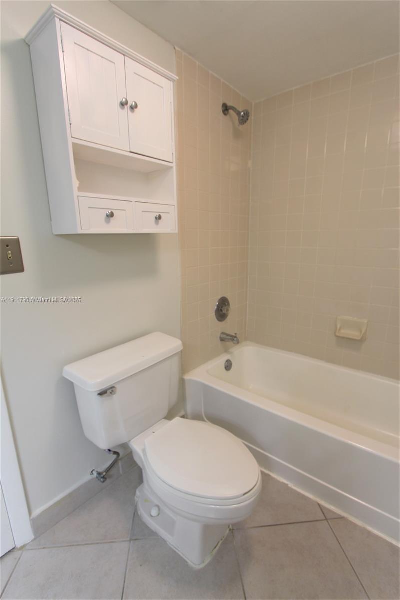 Lakeview Club Condo - Residential Lease