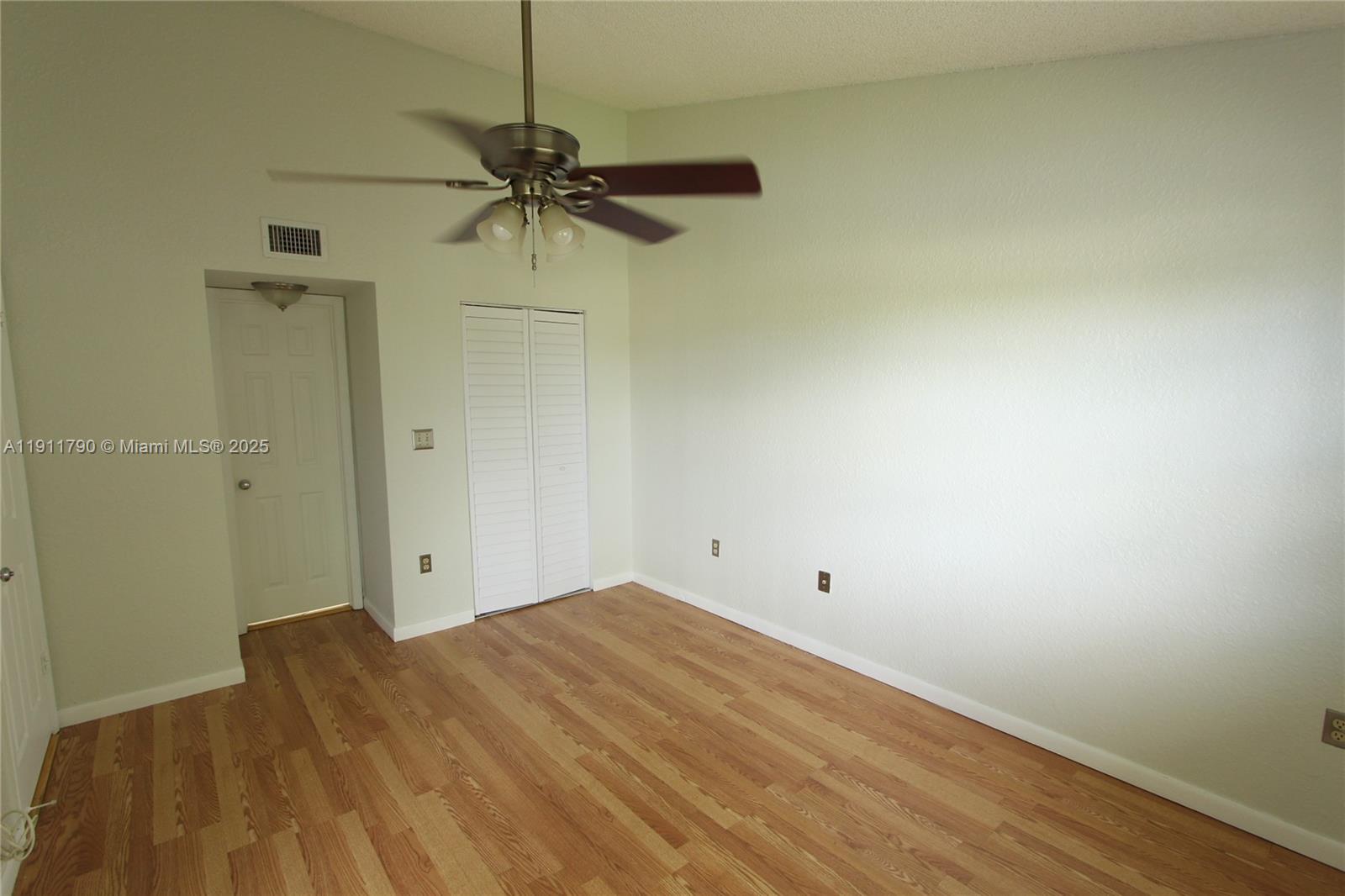 Lakeview Club Condo - Residential Lease