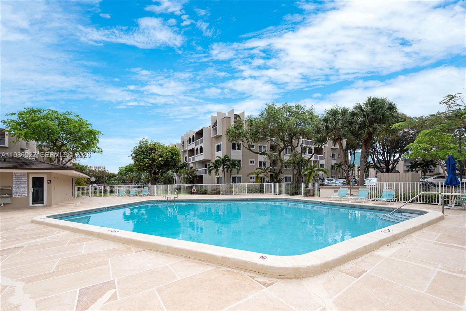 VILLAGE OF KINGS CREEK CO - Residential Lease