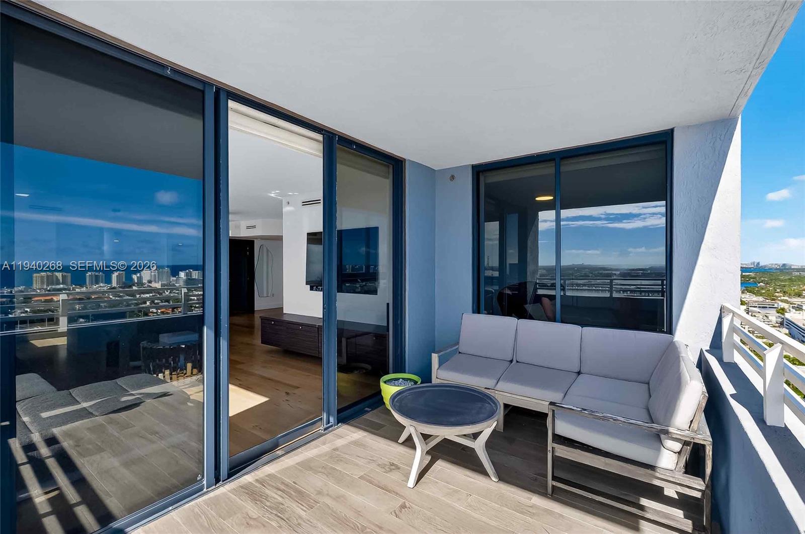 THE WAVERLY AT SOUTH BEAC - Residential