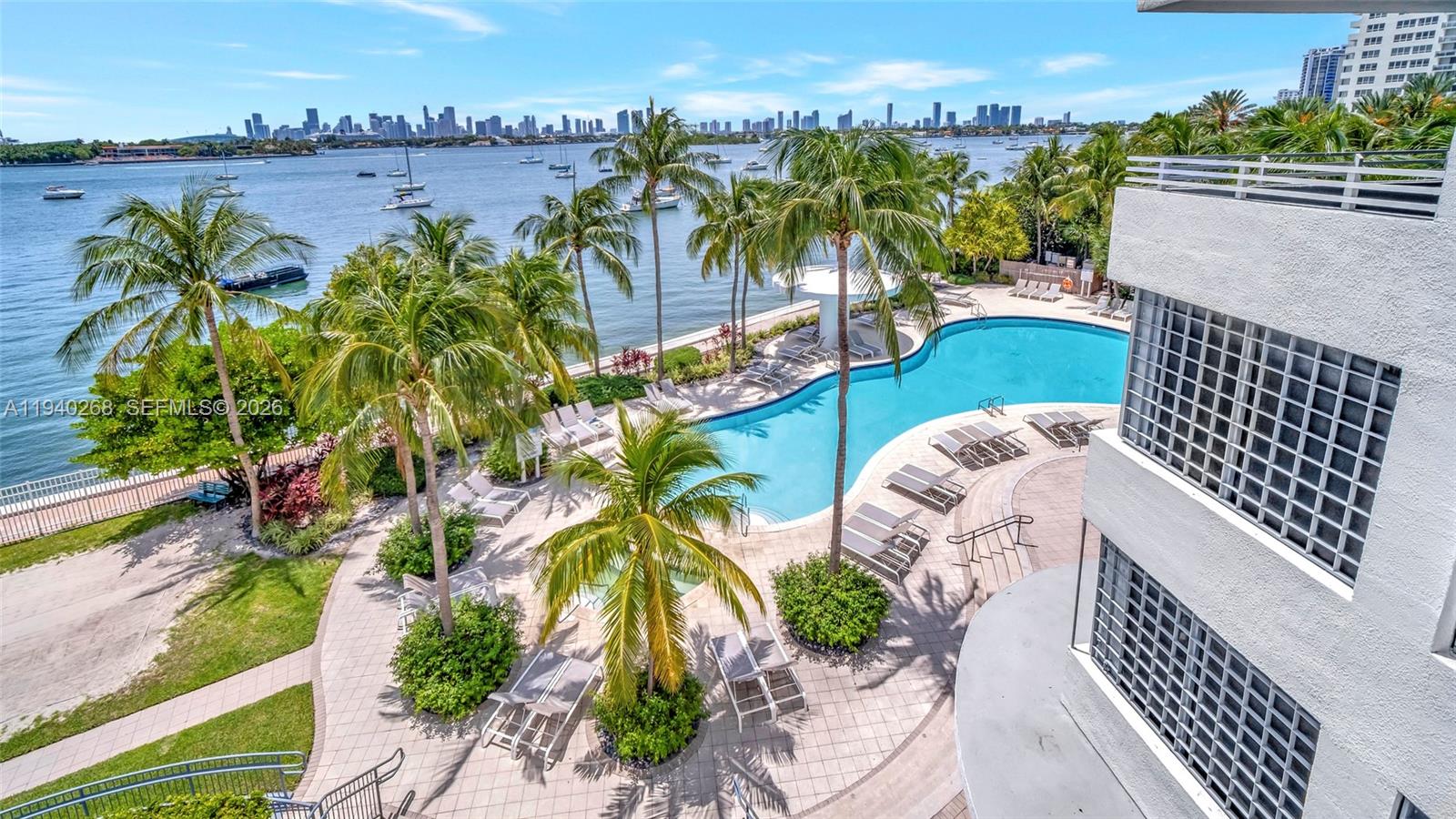 THE WAVERLY AT SOUTH BEAC - Residential