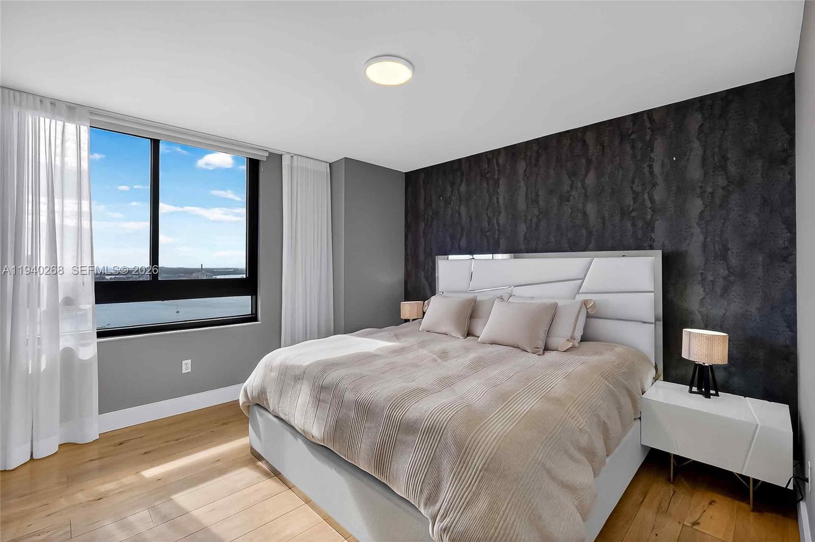 THE WAVERLY AT SOUTH BEAC - Residential