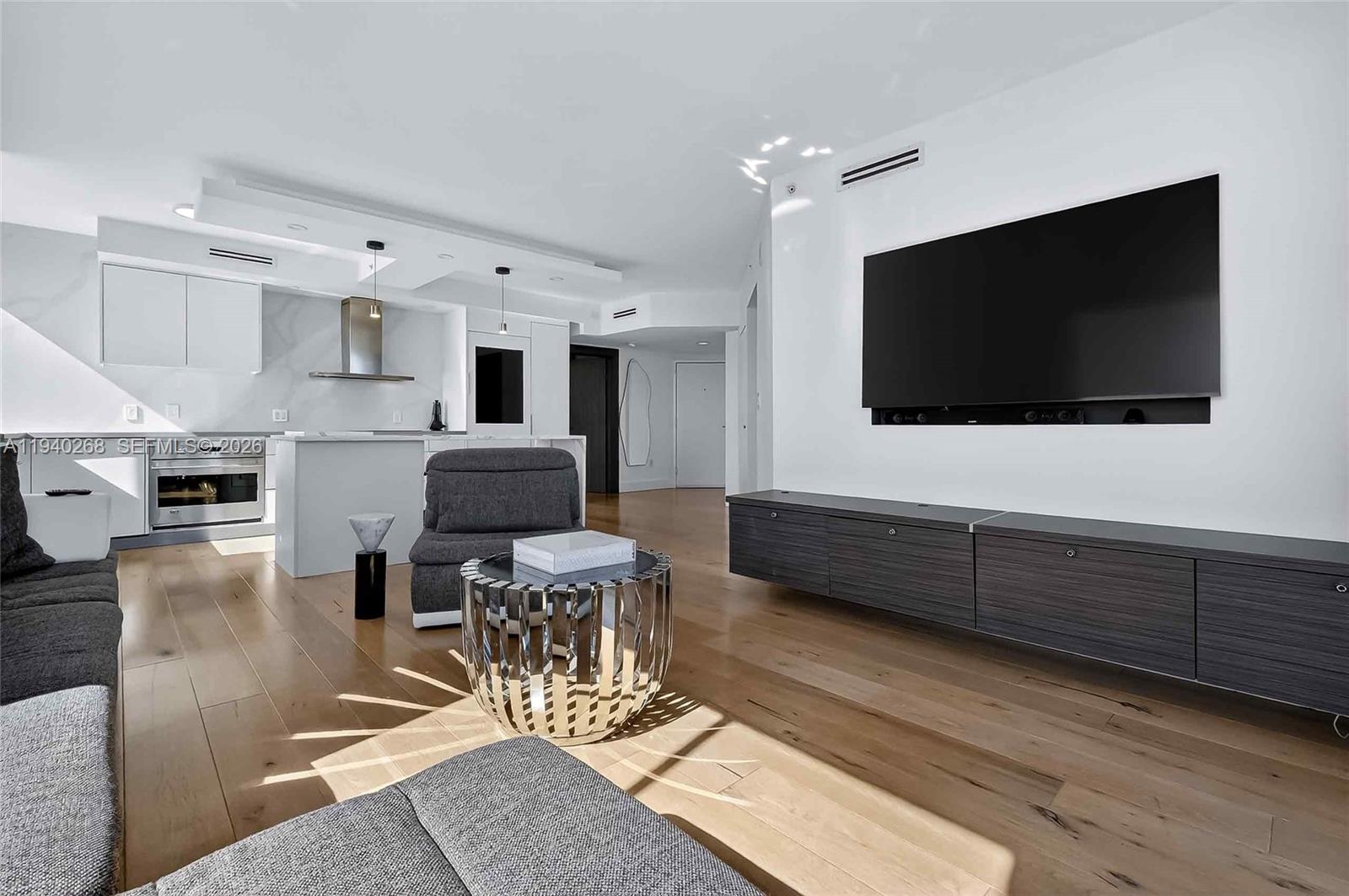 THE WAVERLY AT SOUTH BEAC - Residential