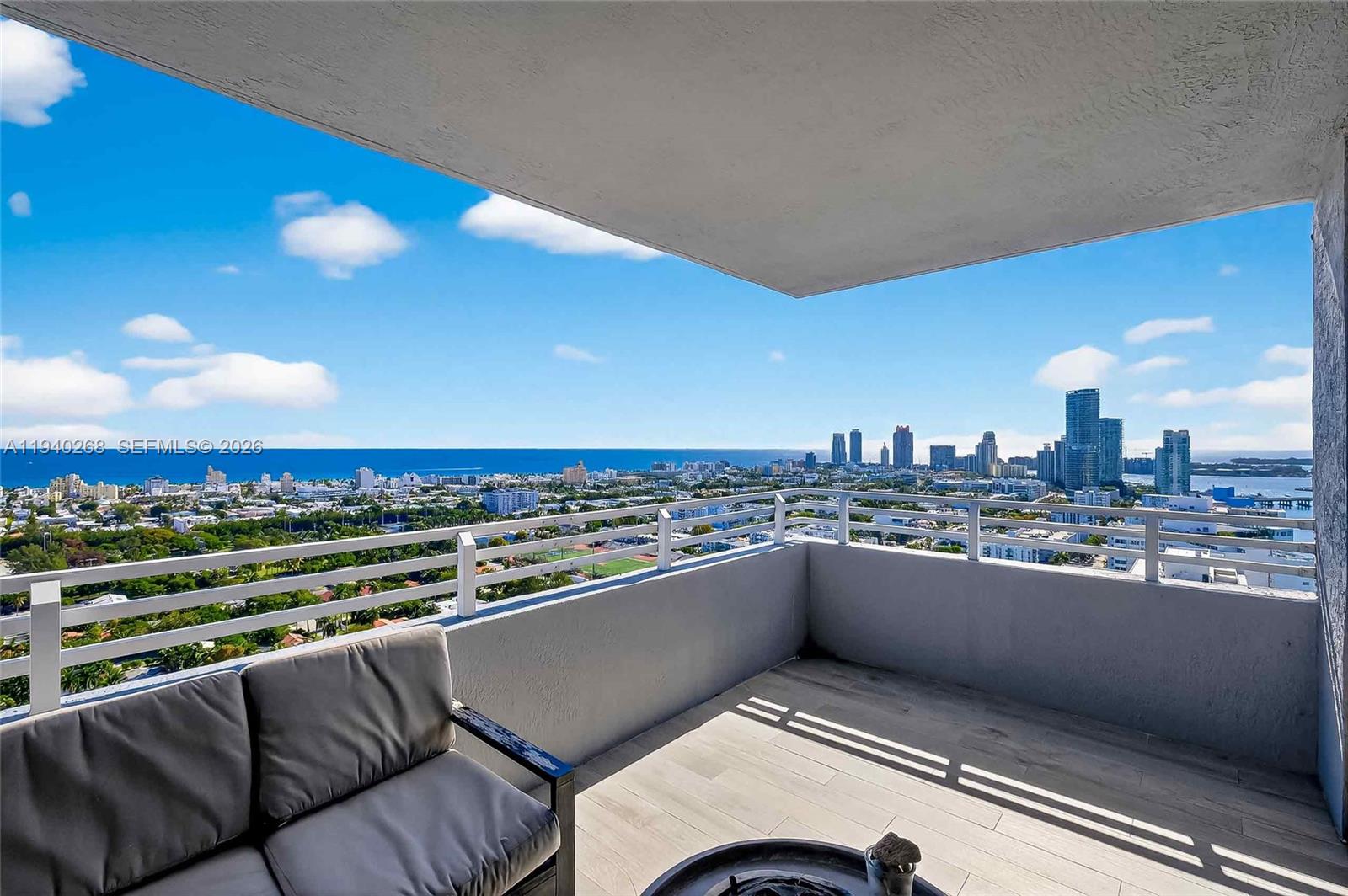 THE WAVERLY AT SOUTH BEAC - Residential