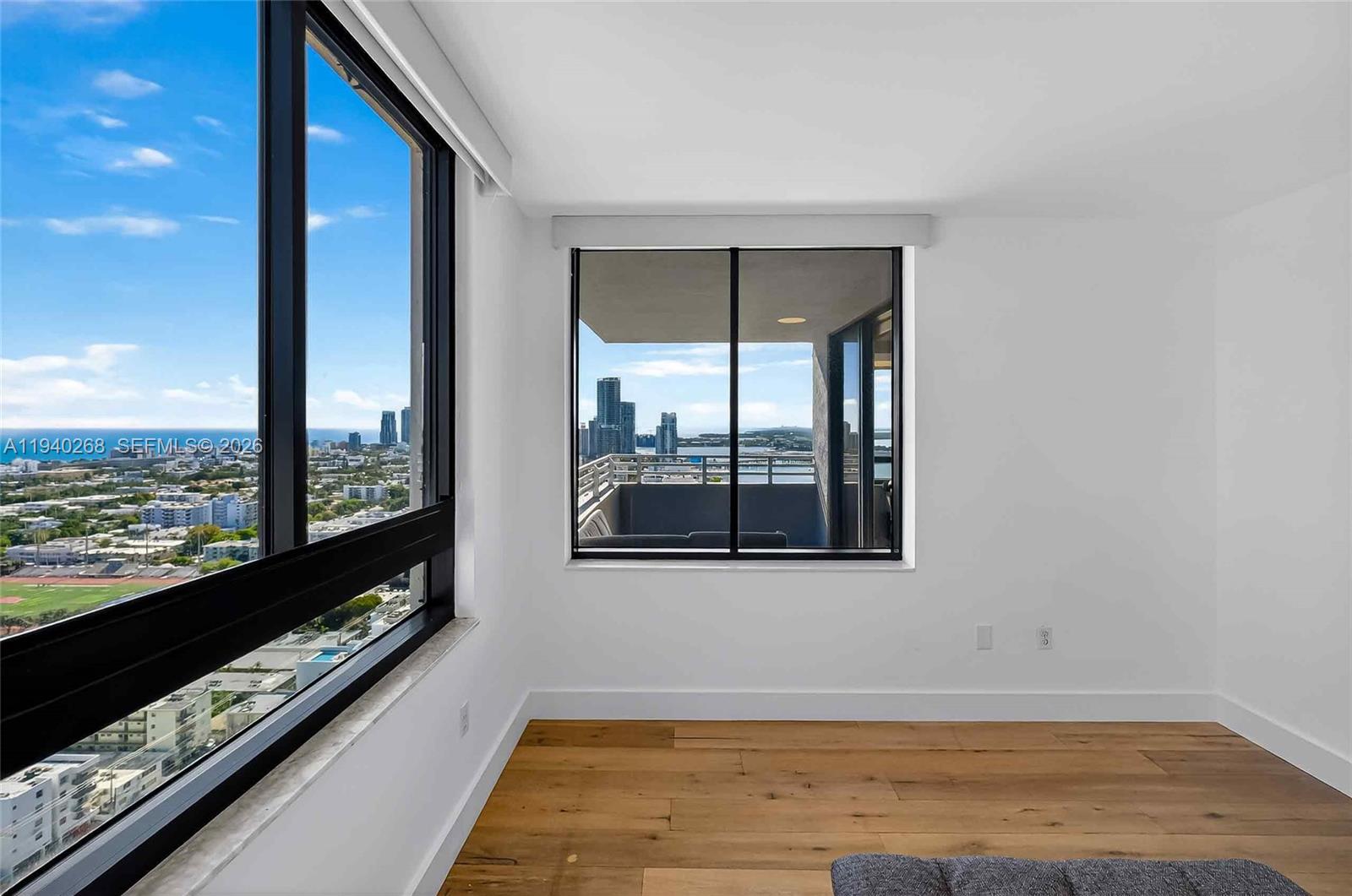 THE WAVERLY AT SOUTH BEAC - Residential