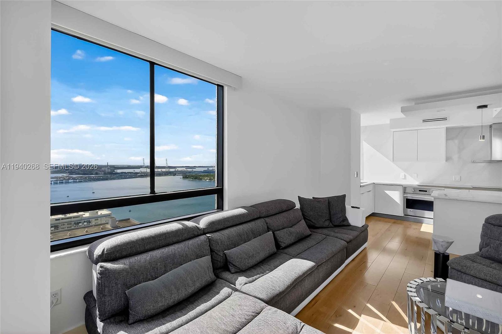 THE WAVERLY AT SOUTH BEAC - Residential