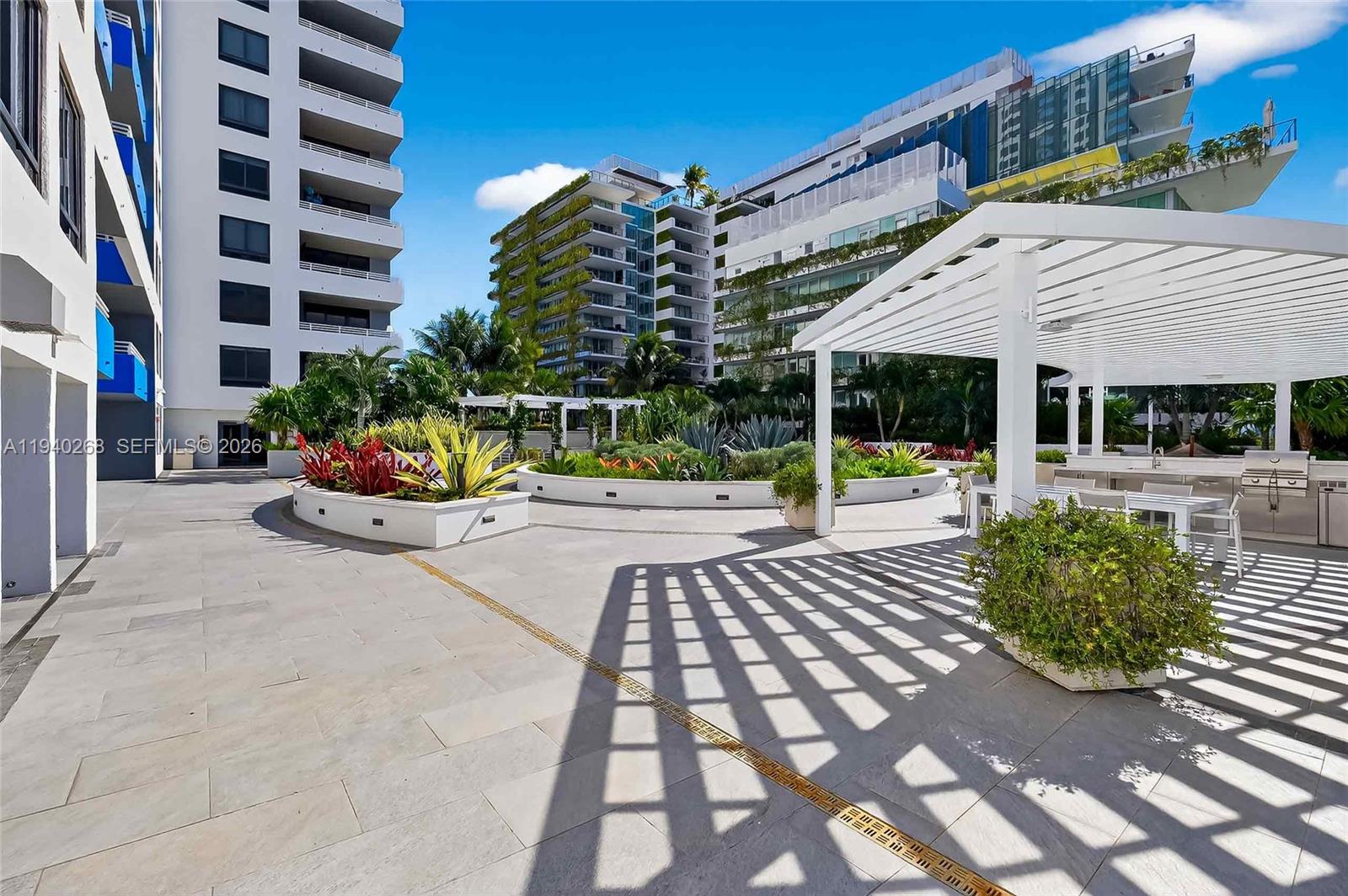 THE WAVERLY AT SOUTH BEAC - Residential