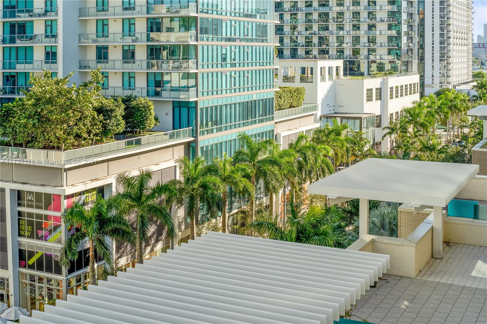 MIDBLOCK MIAMI CONDO - Residential Lease