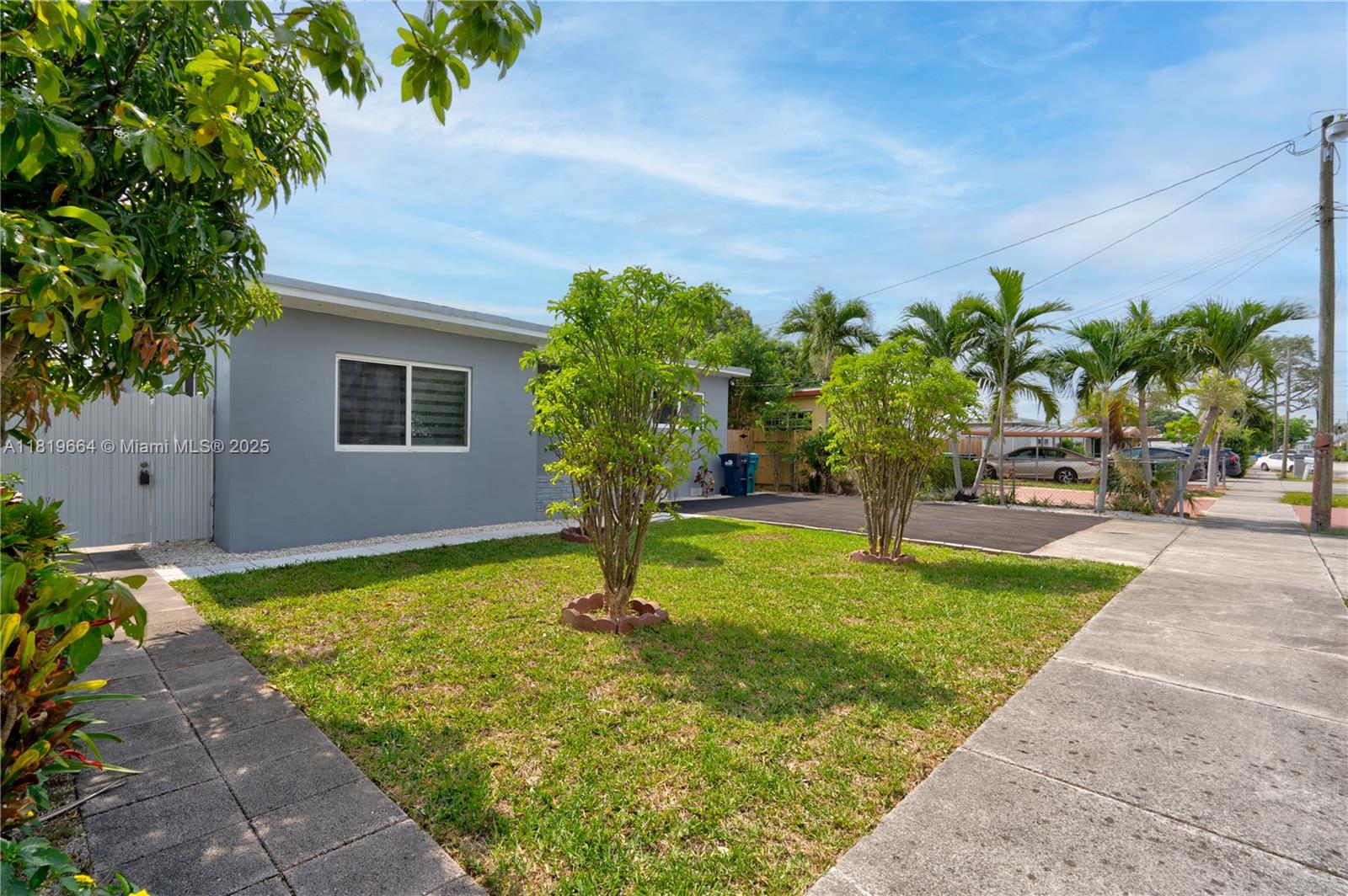 3635 SW 88th Ct