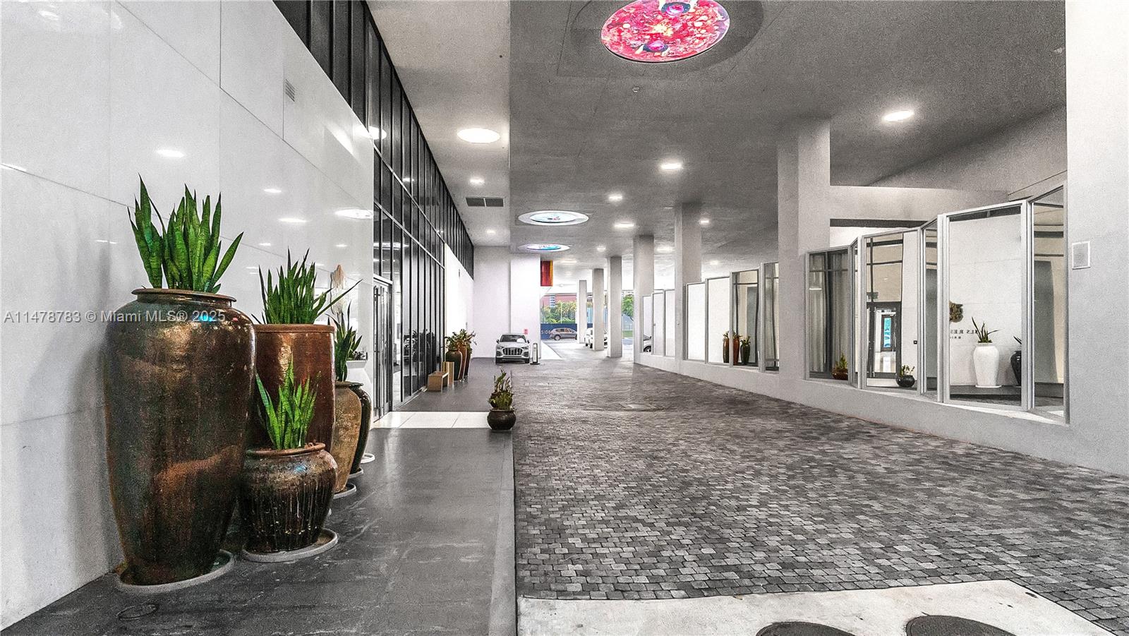 1300 S MIAMI AVENUE CONDO - Residential