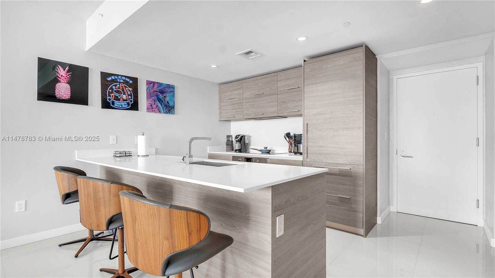 1300 S MIAMI AVENUE CONDO - Residential