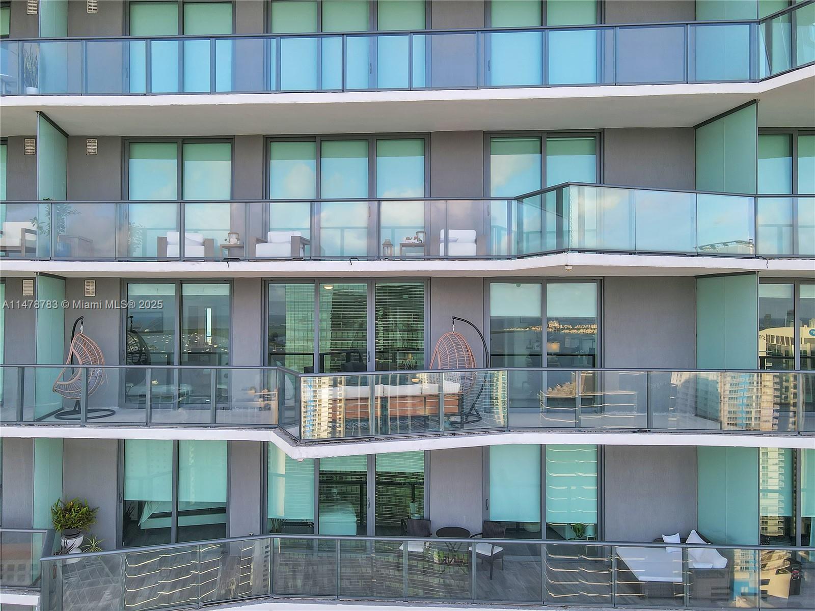 1300 S MIAMI AVENUE CONDO - Residential