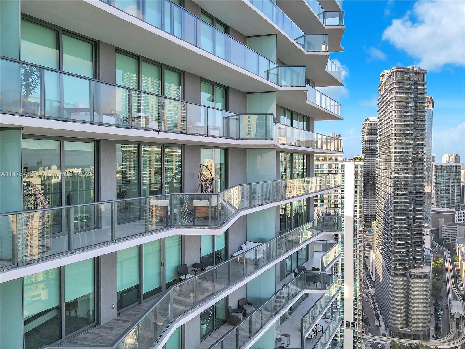 1300 S MIAMI AVENUE CONDO - Residential