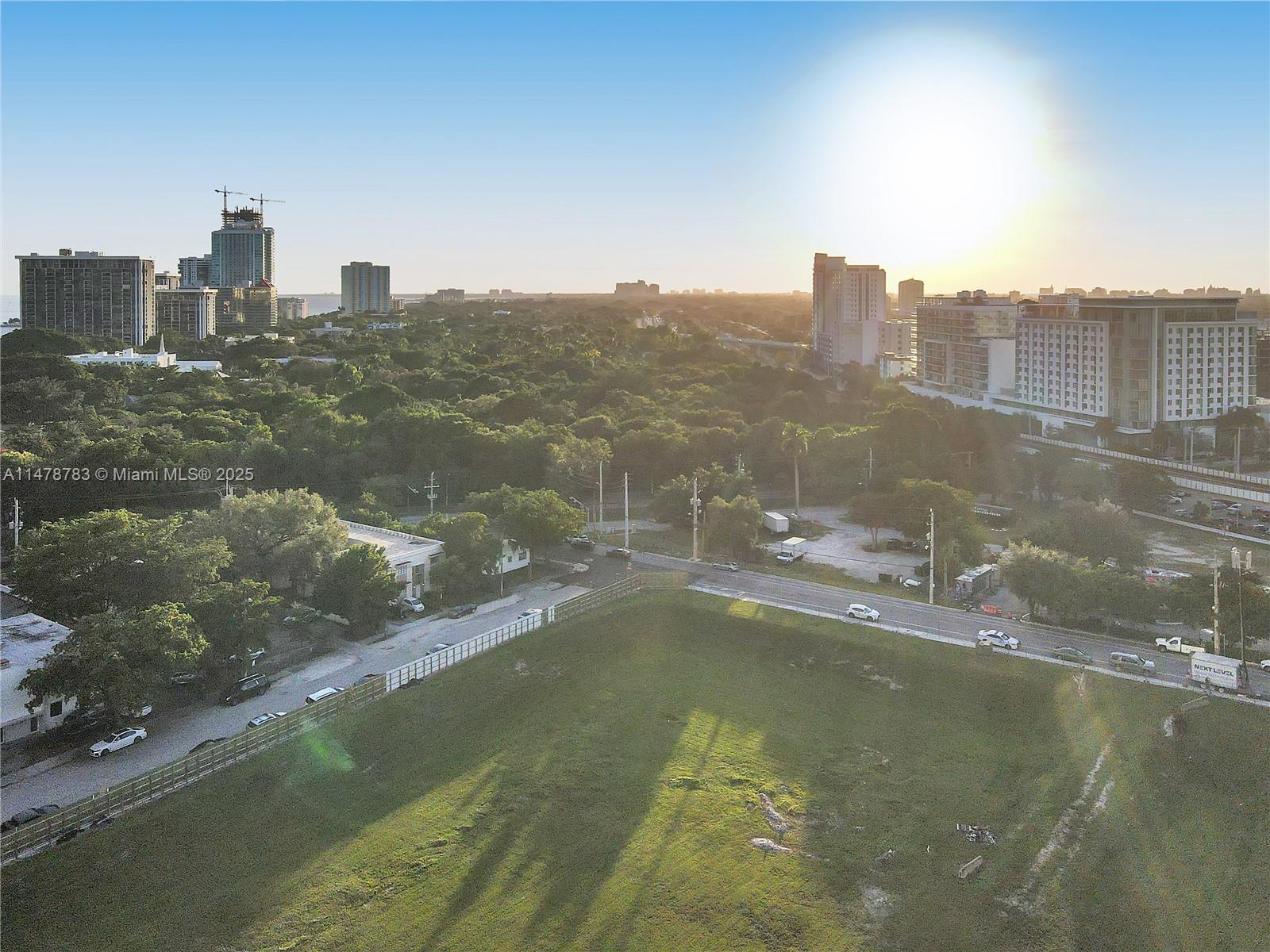 1300 S MIAMI AVENUE CONDO - Residential