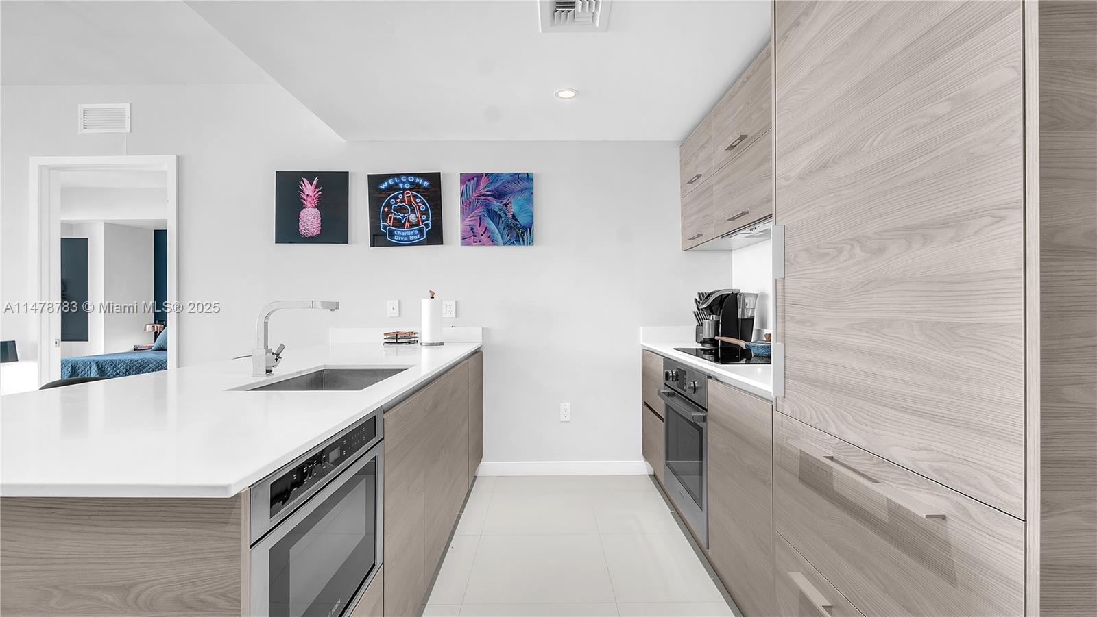 1300 S MIAMI AVENUE CONDO - Residential