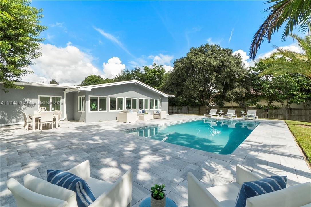 PLANTATION - Residential