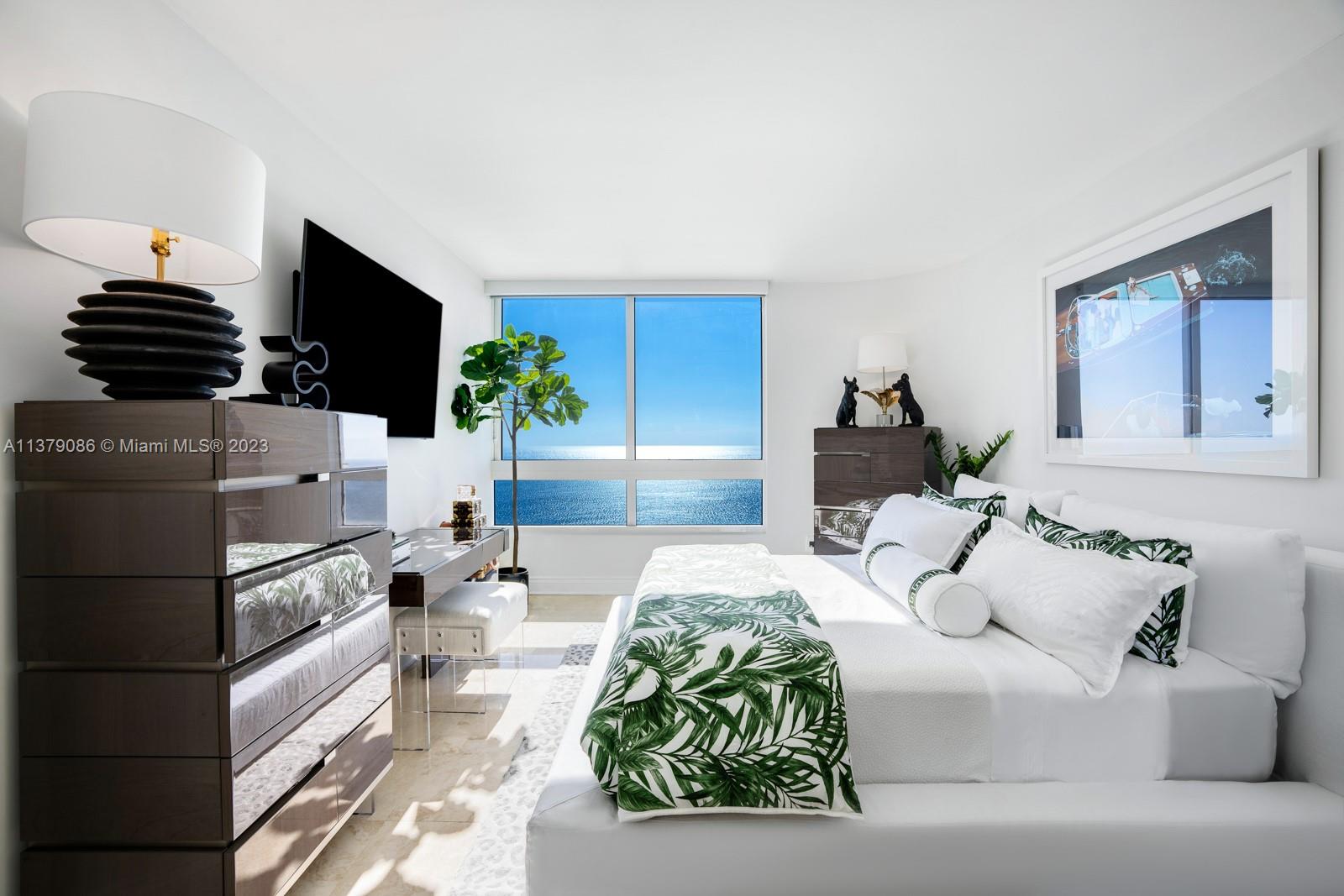 AKOYA CONDO - Residential