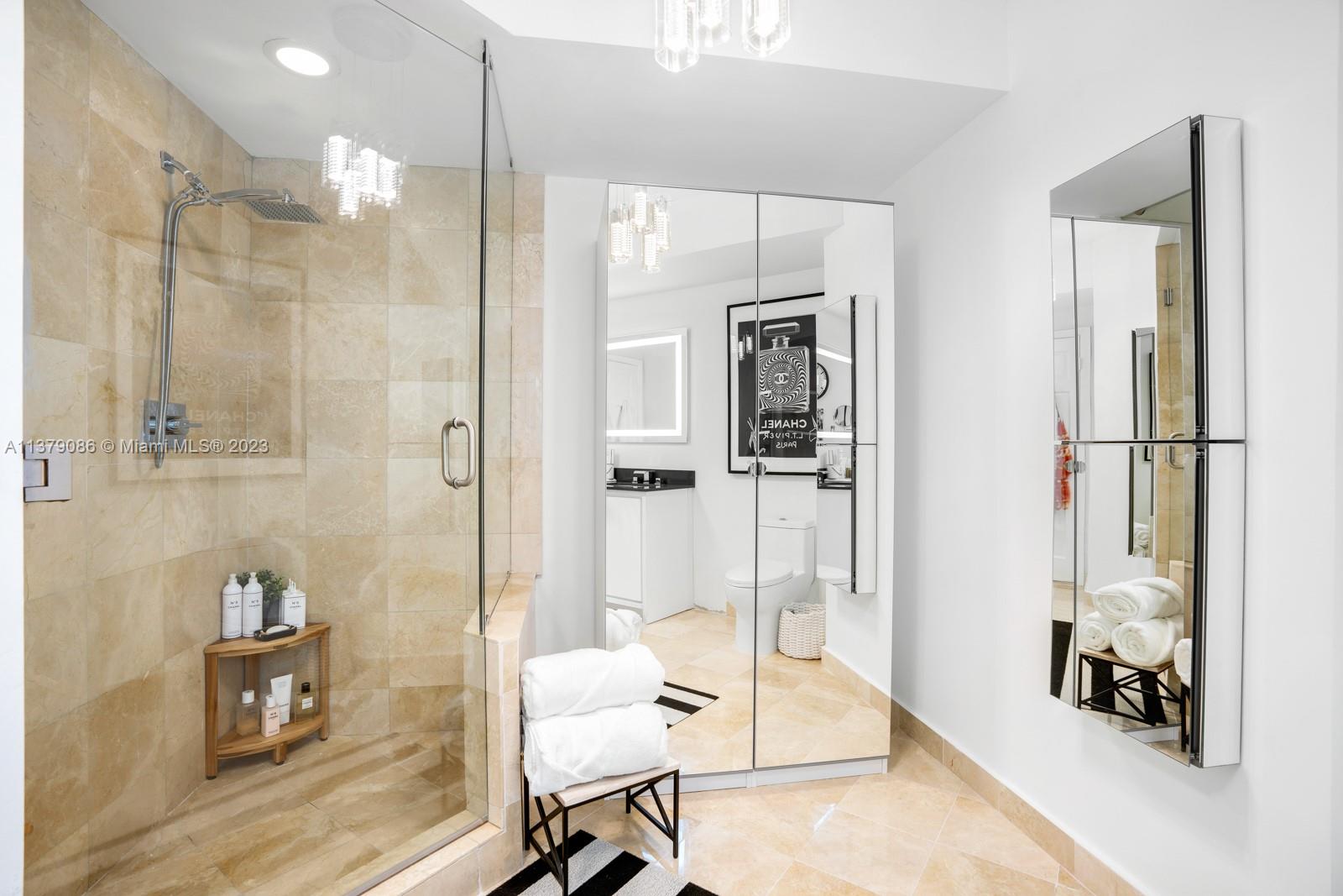 AKOYA CONDO - Residential