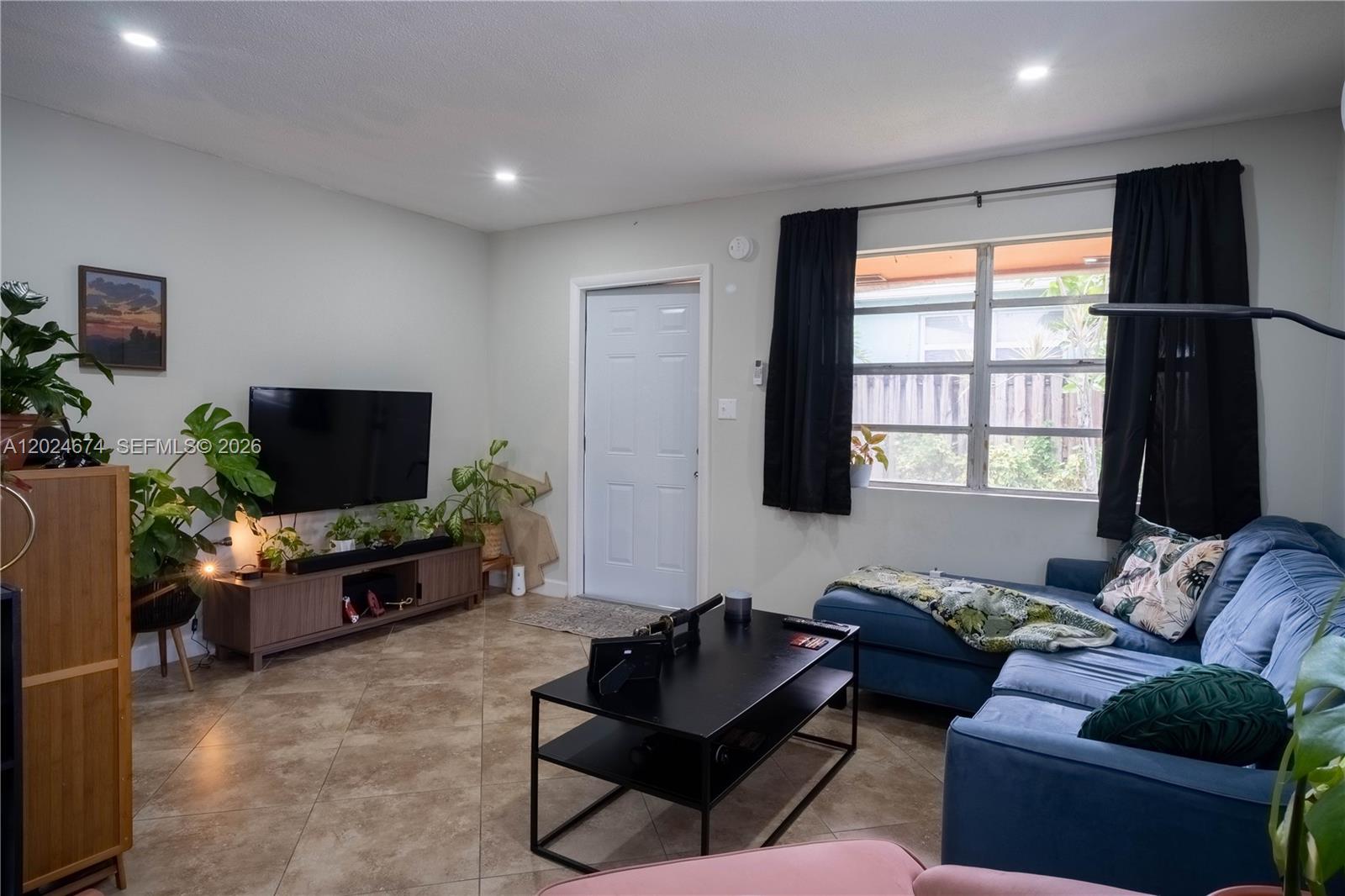 WOODLAWN - Residential Income