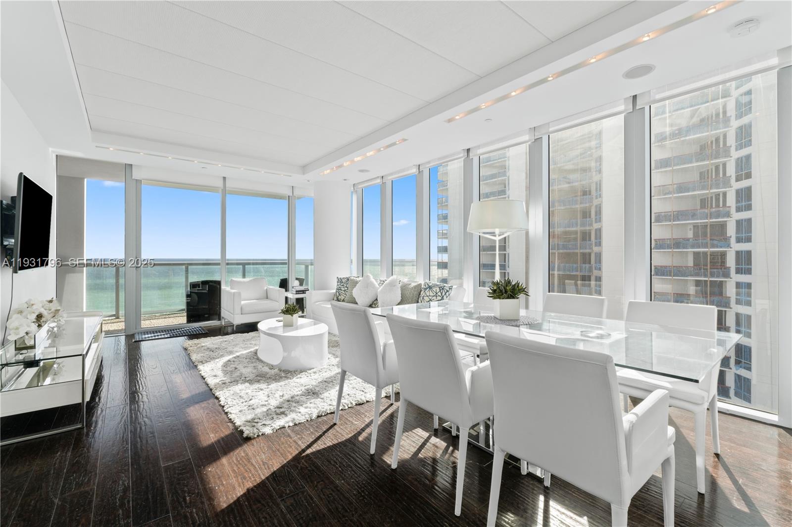 SOUTH CARILLON BEACH COND - Residential Lease