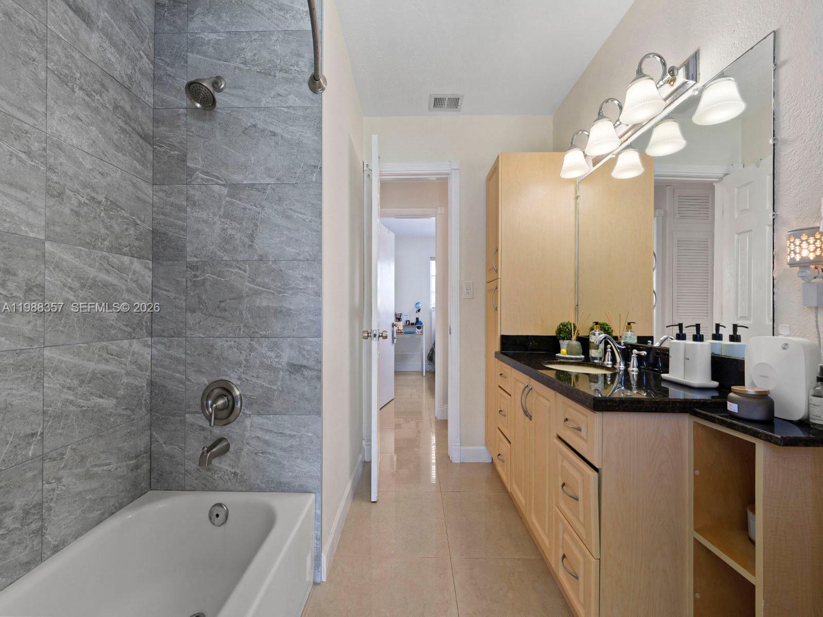 PALM SPRINGS NORTH SEC S - Residential