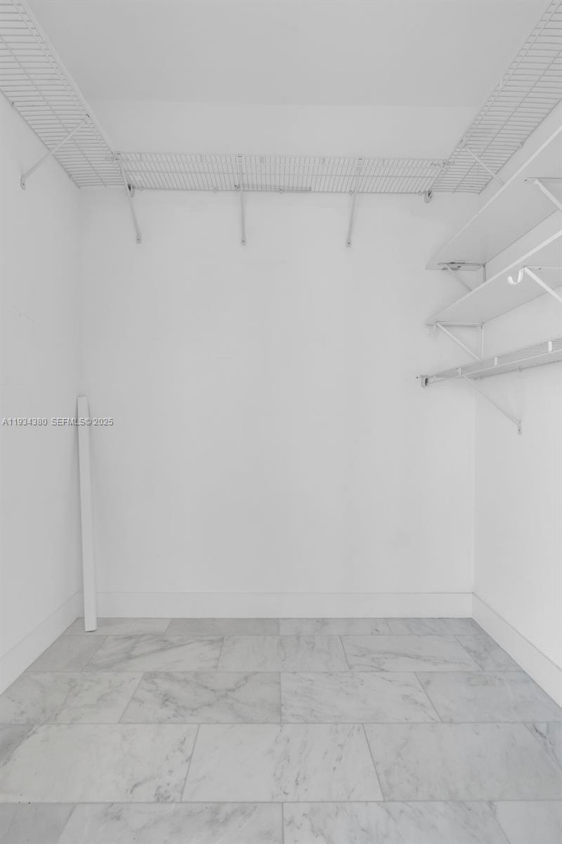 ECHO BRICKELL CONDO - Residential