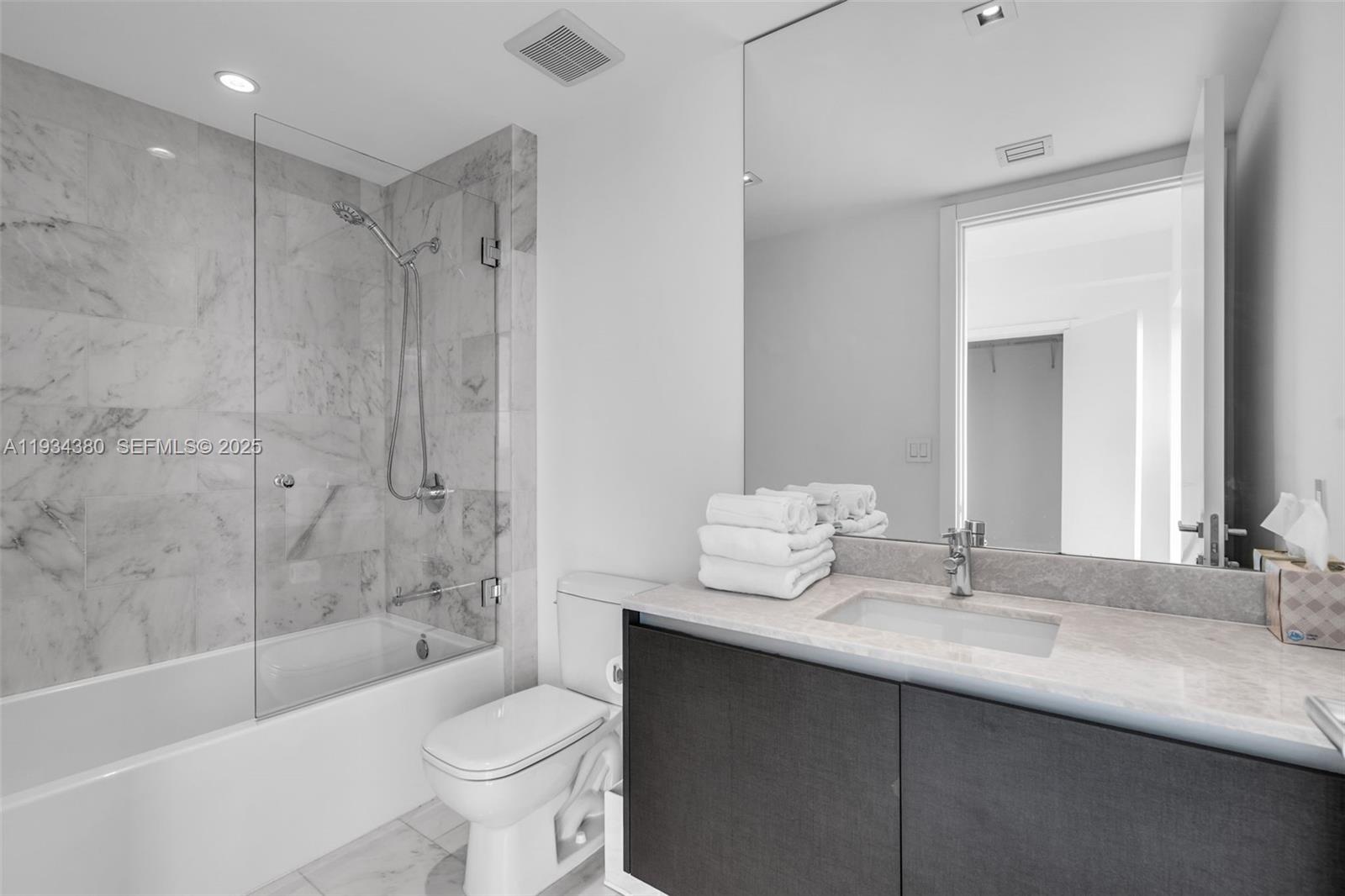 ECHO BRICKELL CONDO - Residential