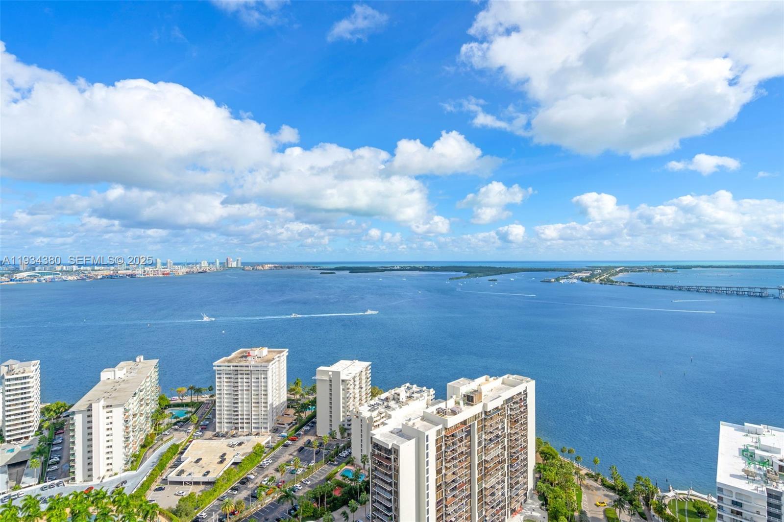 ECHO BRICKELL CONDO - Residential