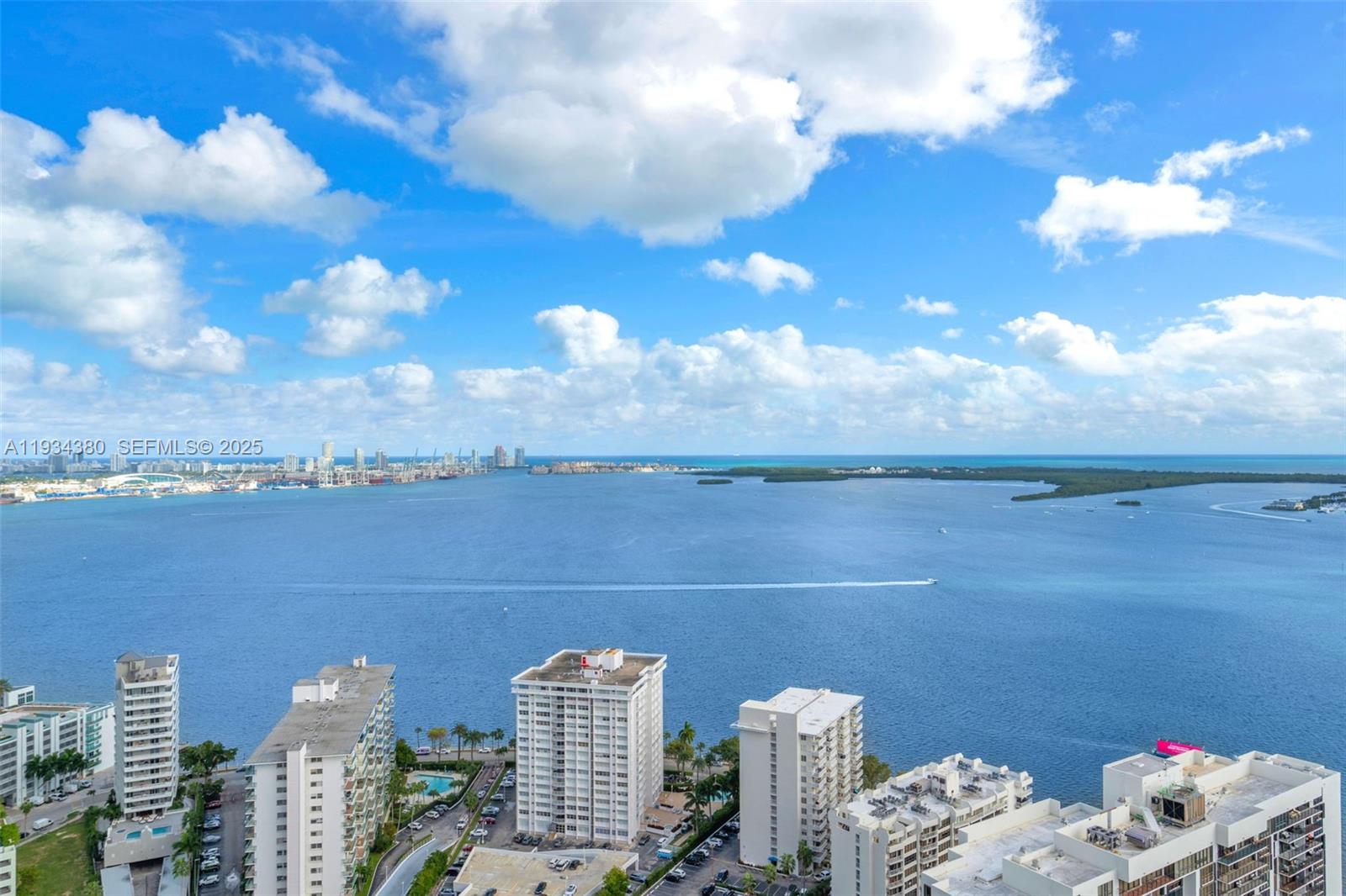 ECHO BRICKELL CONDO - Residential