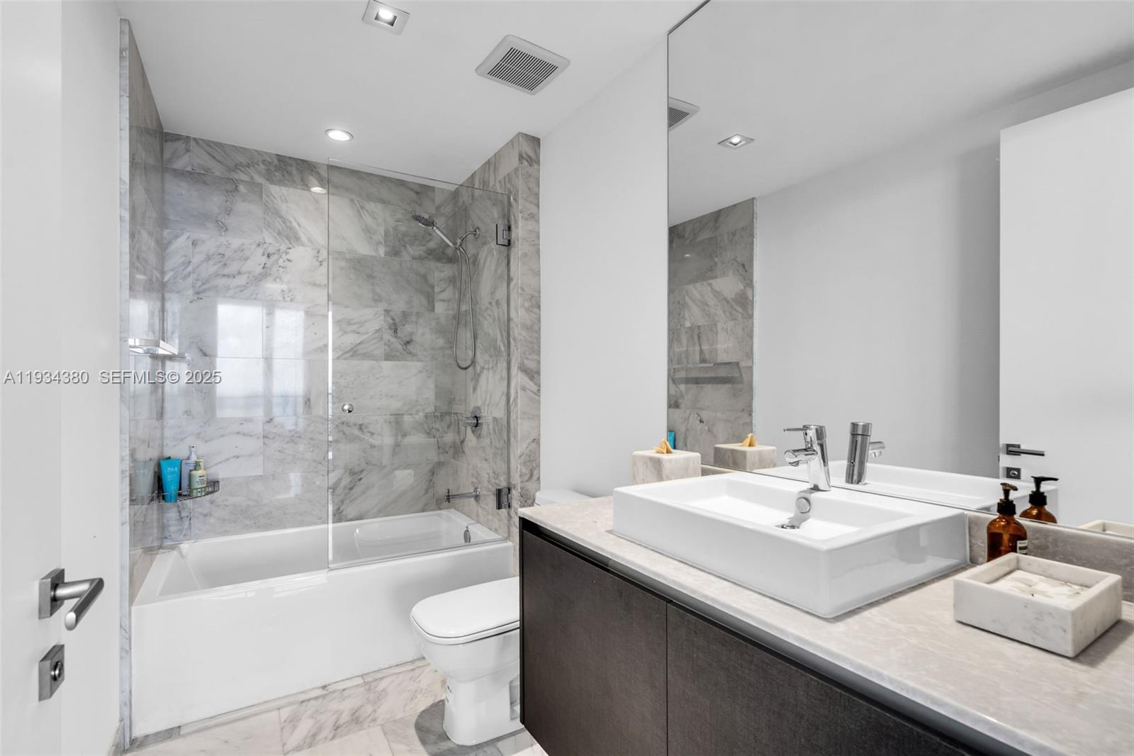 ECHO BRICKELL CONDO - Residential