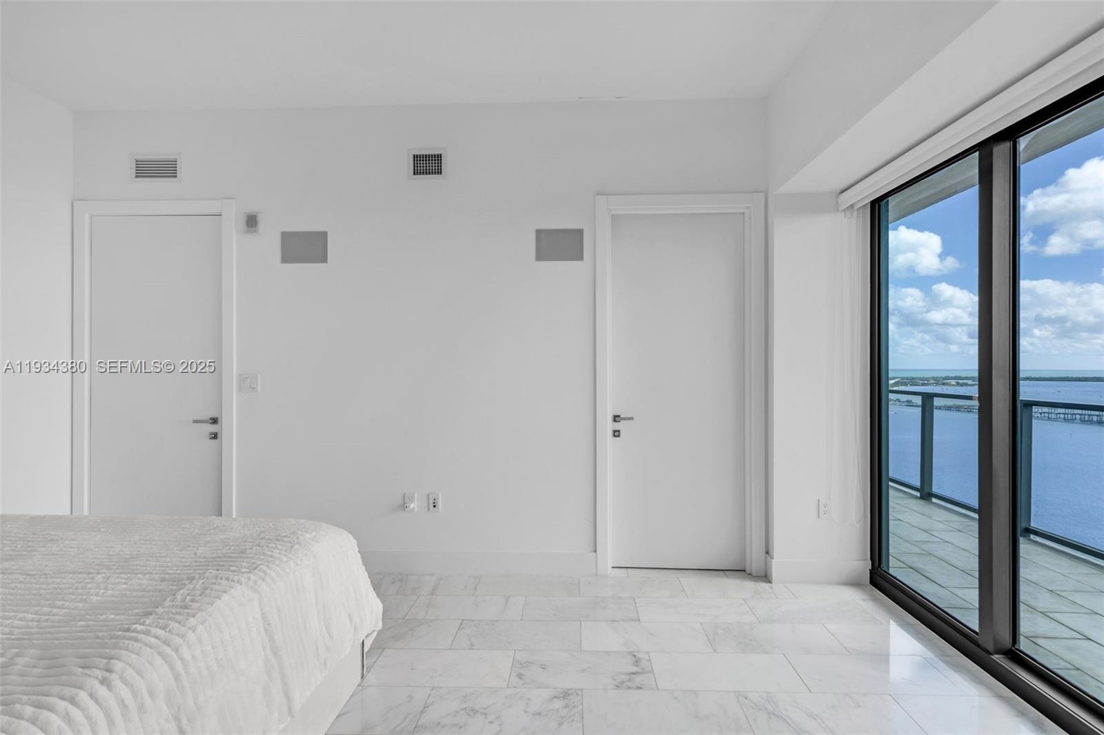 ECHO BRICKELL CONDO - Residential