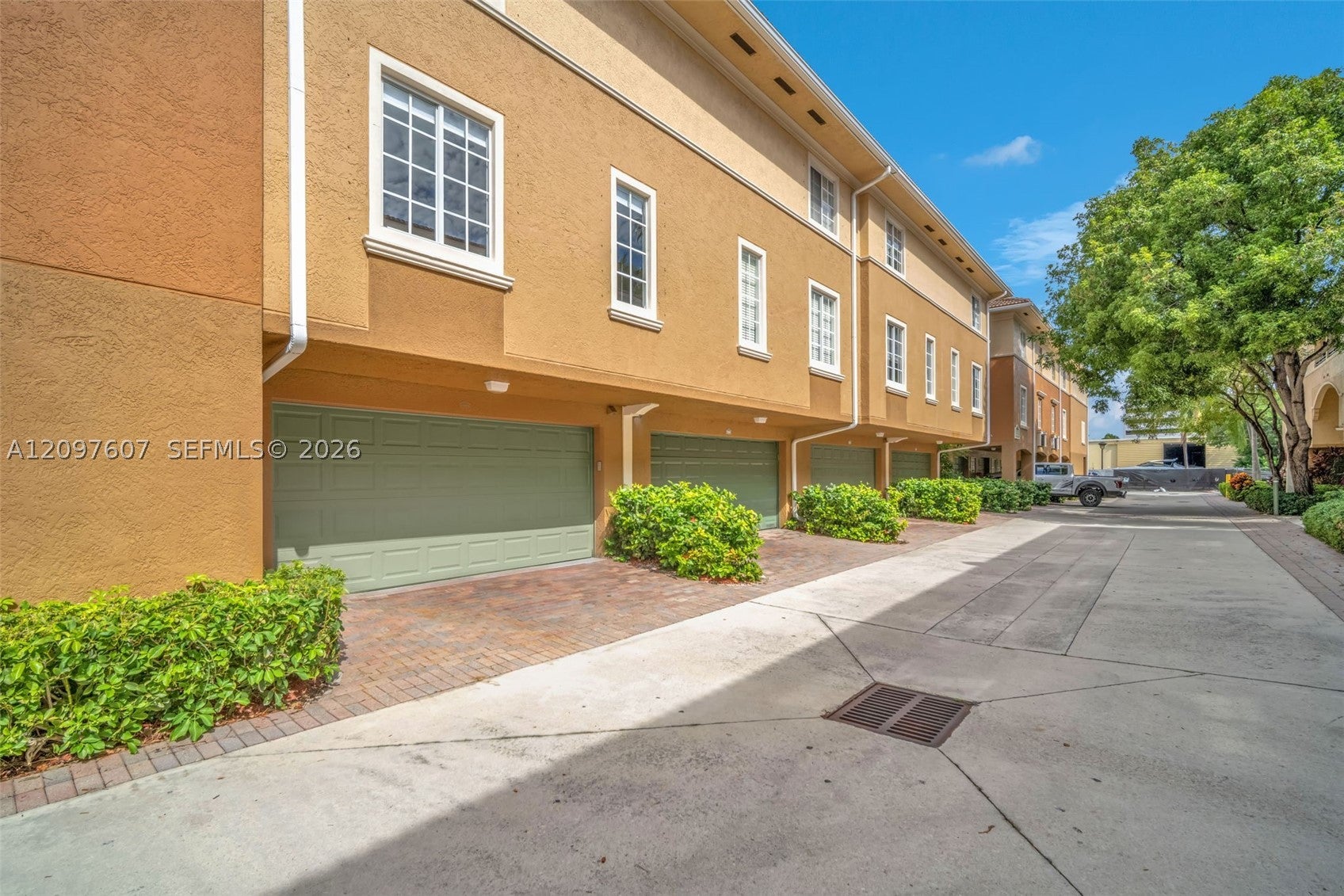 2921 NE 185th St 1203
