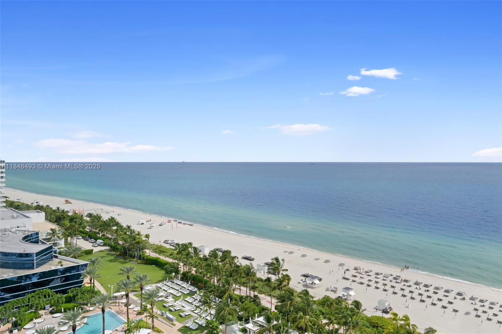 4391 Collins Ave 1605