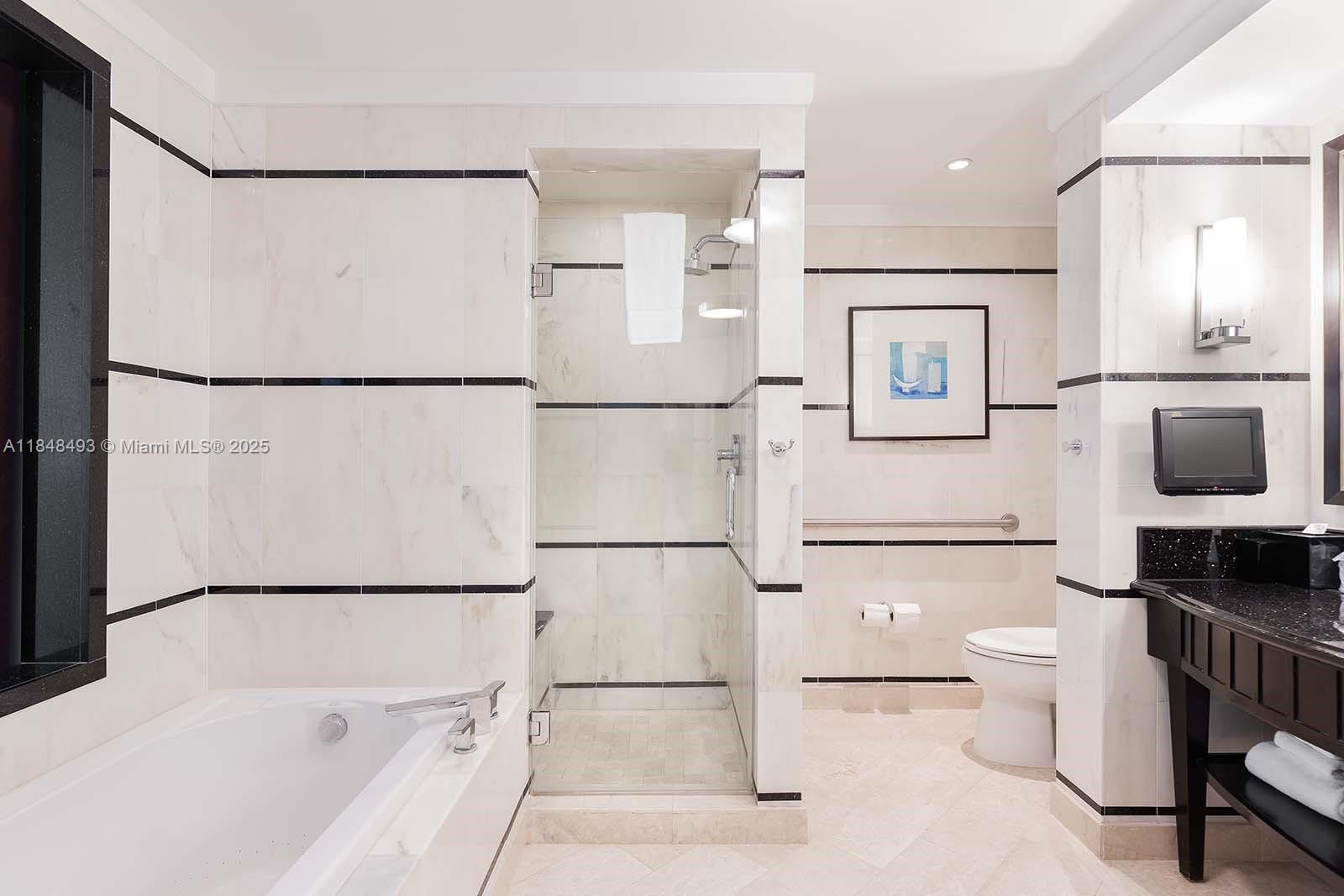 FONTAINEBLEAU III Sorrento - Residential