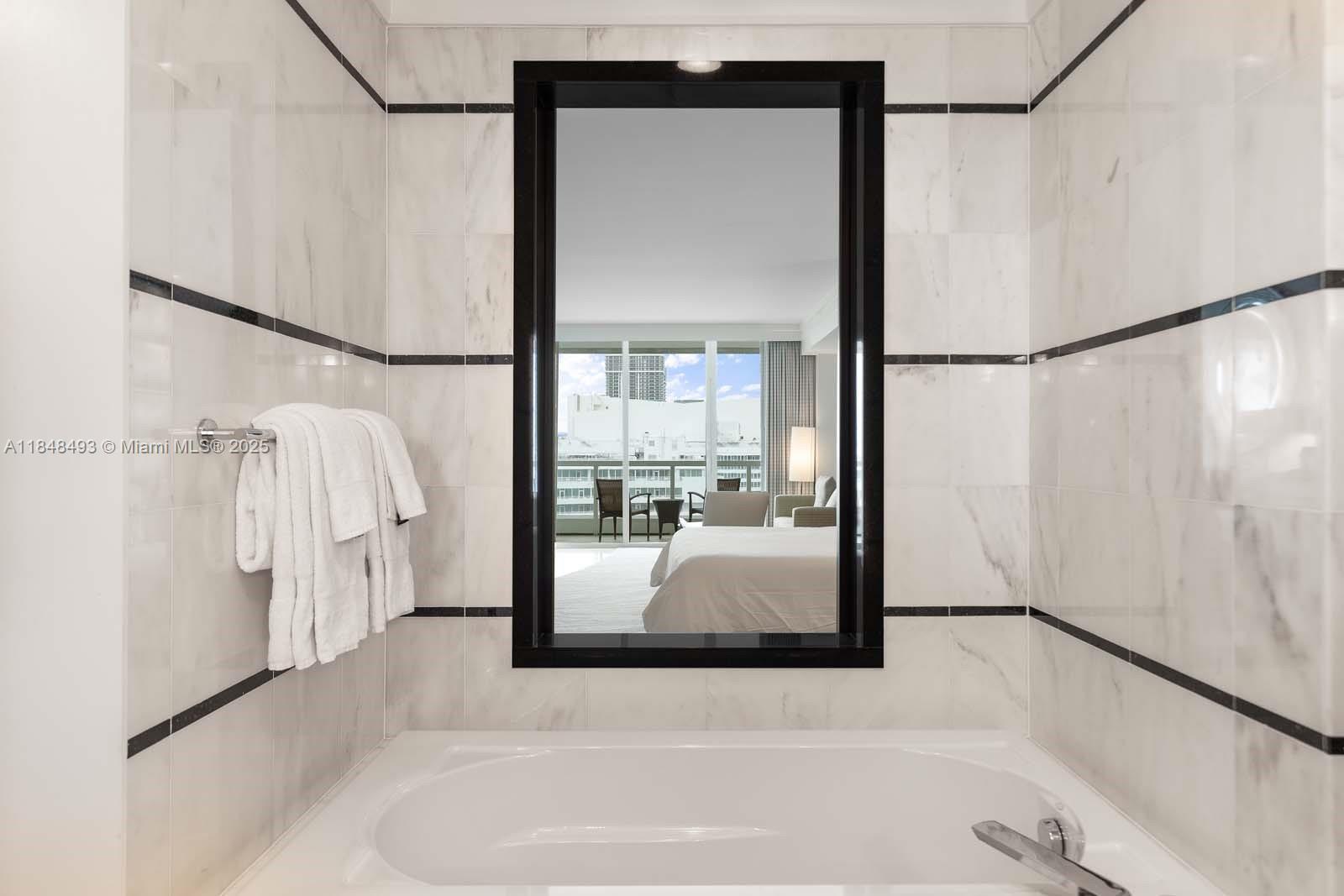 FONTAINEBLEAU III Sorrento - Residential