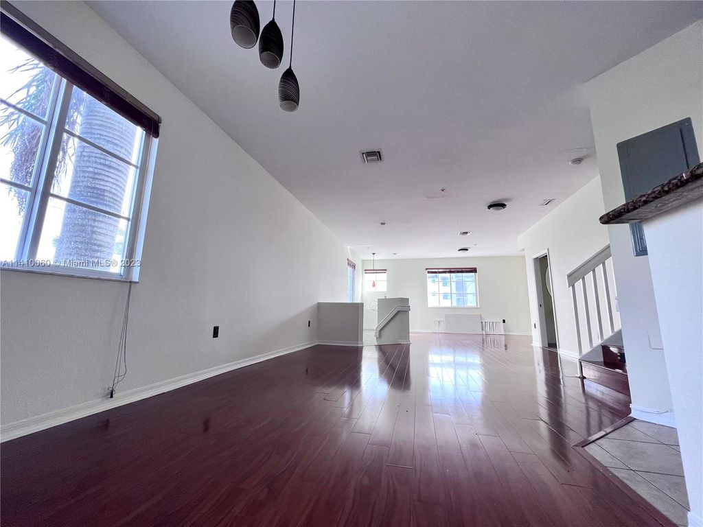 Photo of 12421 SW 50th Ct #347, Hollywood, FL 33027 (MLS # A11410060)