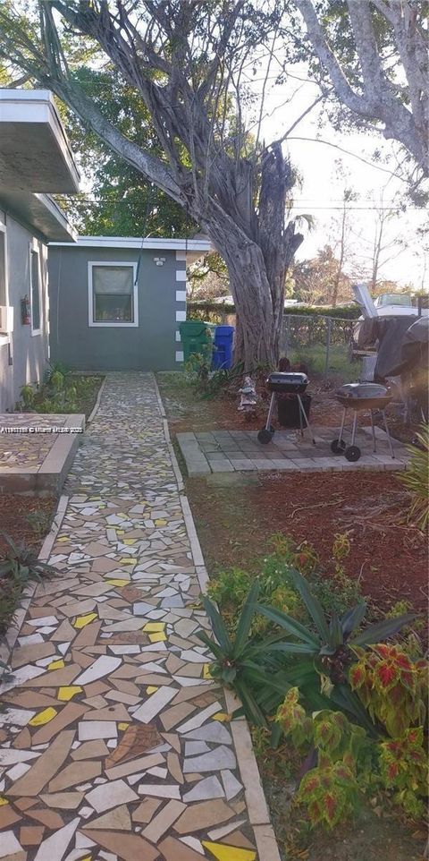 2864 NW 6th Ct 2 Fort Lauderdale FL 33311