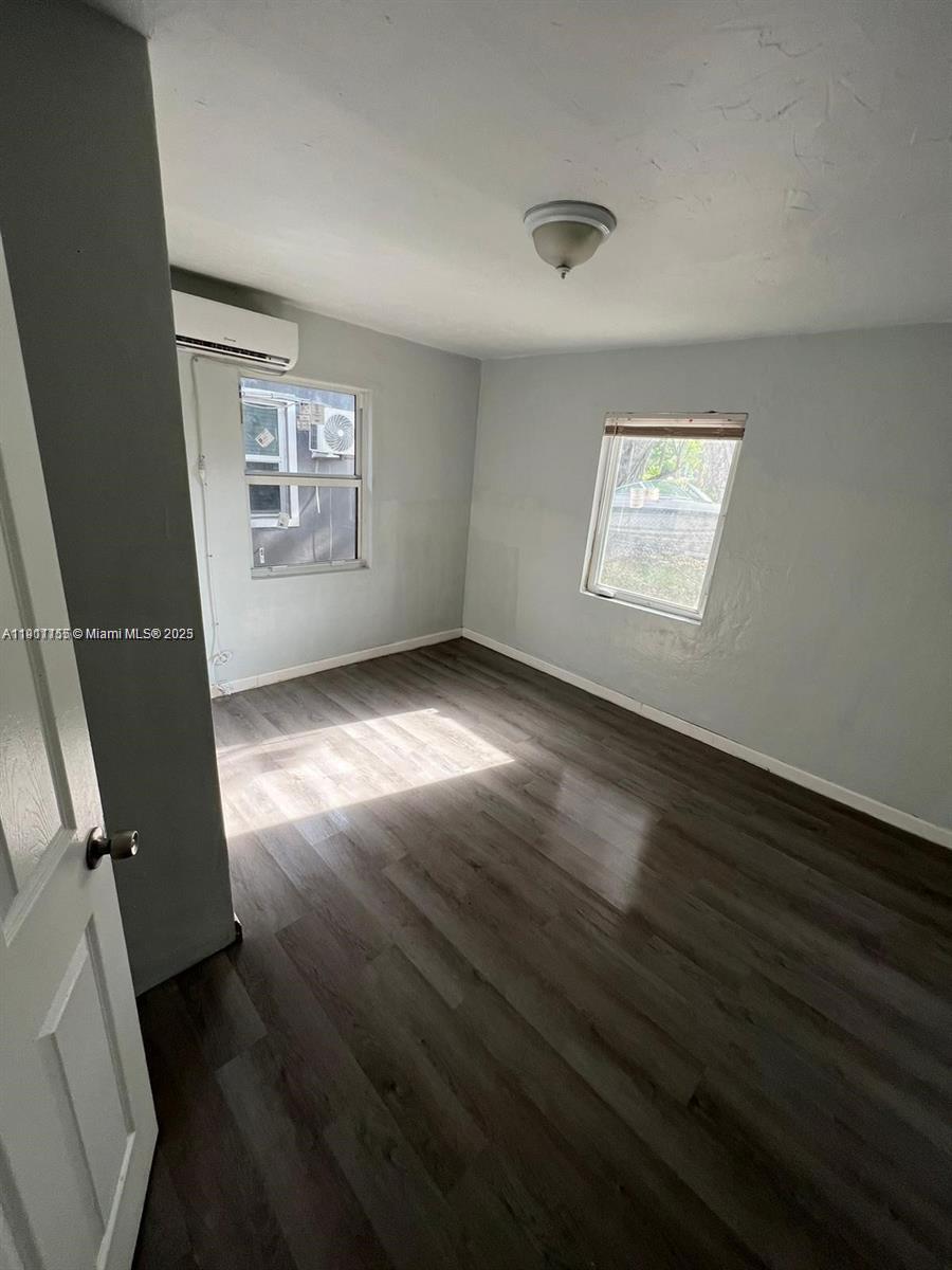 WASHINGTON PARK THIRD ADD - Residential Lease