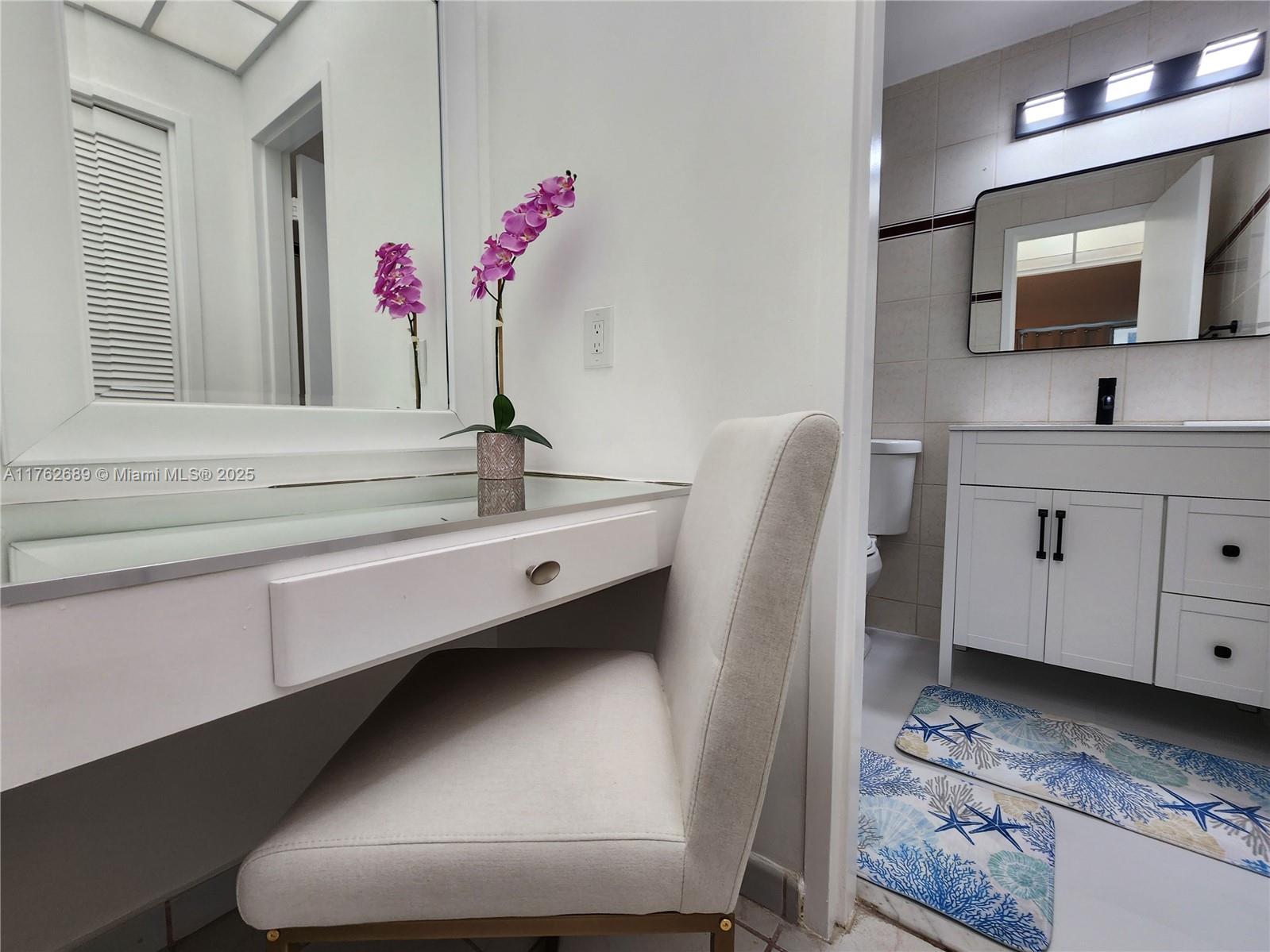 ALEXANDER TOWERS CONDO - Residential Lease