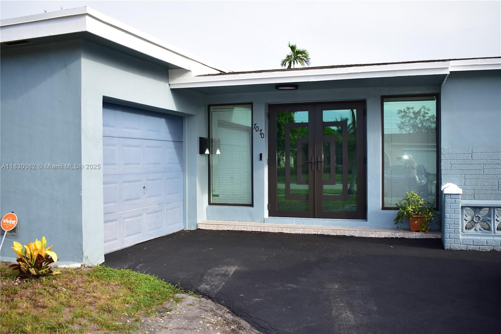Remarkably comfortable single story updated home in an area without any association. With a in-ground pool to enjoy, a single car garage to protect your vehicle, and IMPACT hurricane protection for the family, this is a peaceful place to call home. The house features 3 bedrooms and 2 baths, a large family room and tile floors throughout. During a hurricane, you'll still have hot showers and air conditioning as those run on gas piped in from the City.