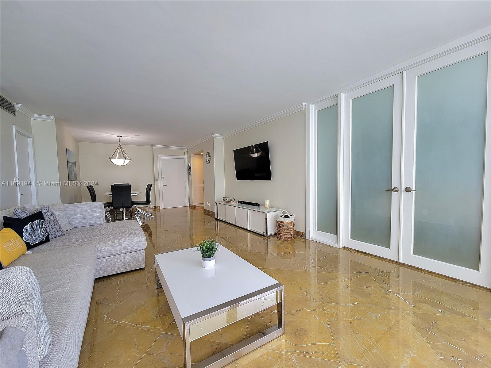 PARKER PLAZA CONDO ESTATE - Residential Lease