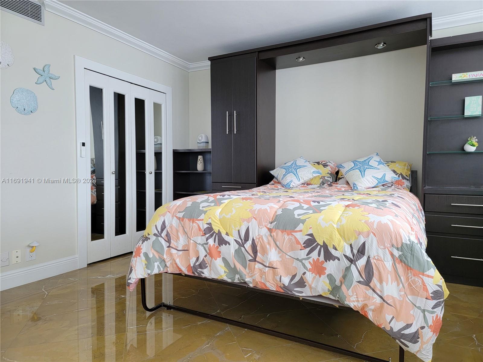 PARKER PLAZA CONDO ESTATE - Residential Lease