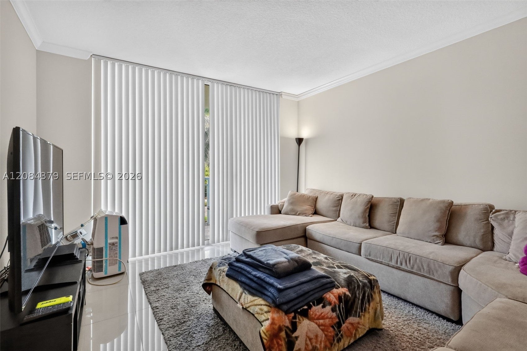 2000 N Bayshore Dr 317