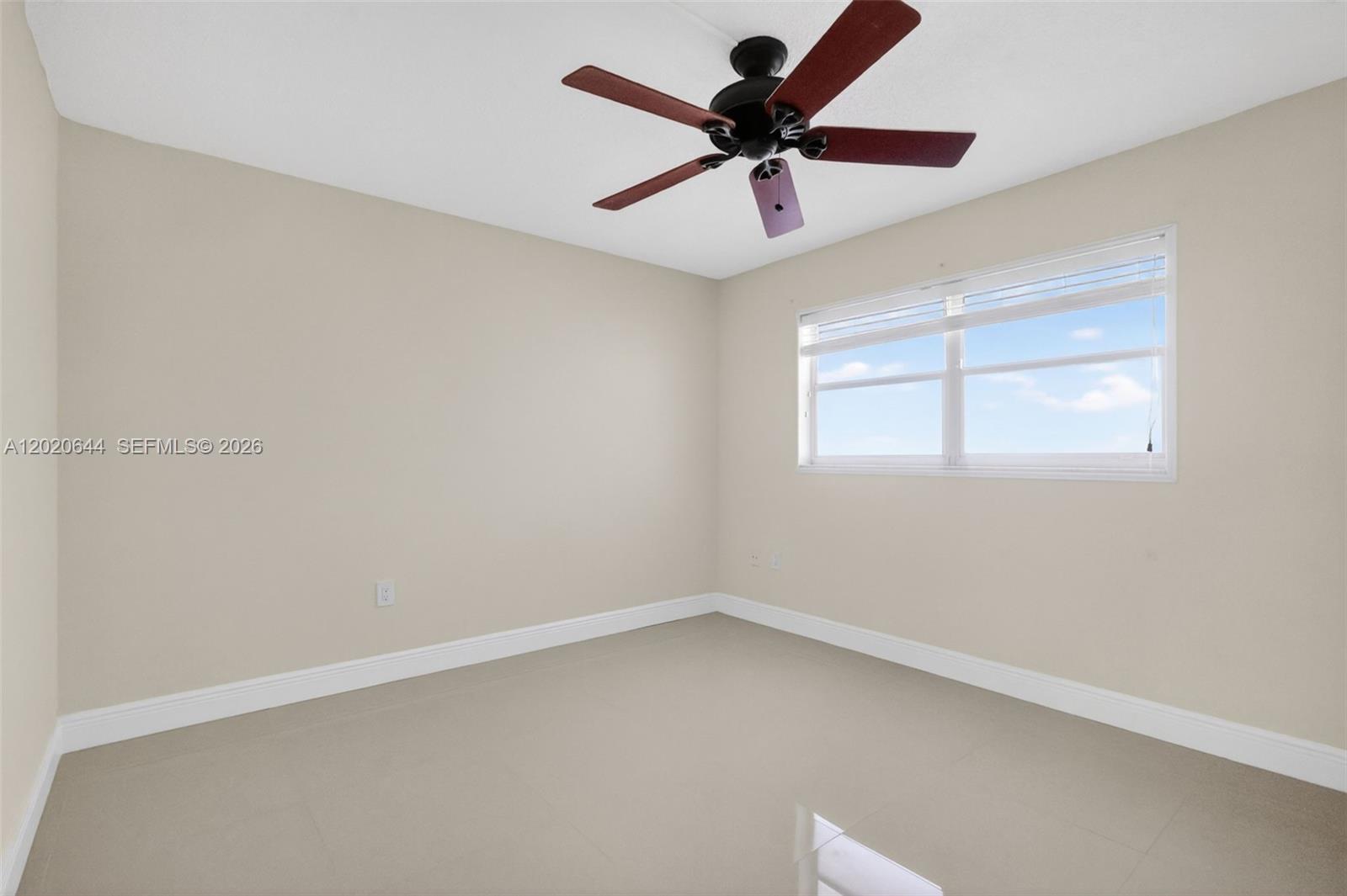 EDEN ISLES CONDO NO 6 - Residential