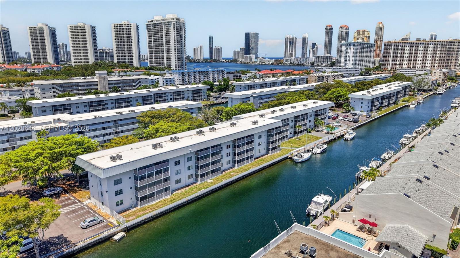 EDEN ISLES CONDO NO 6 - Residential