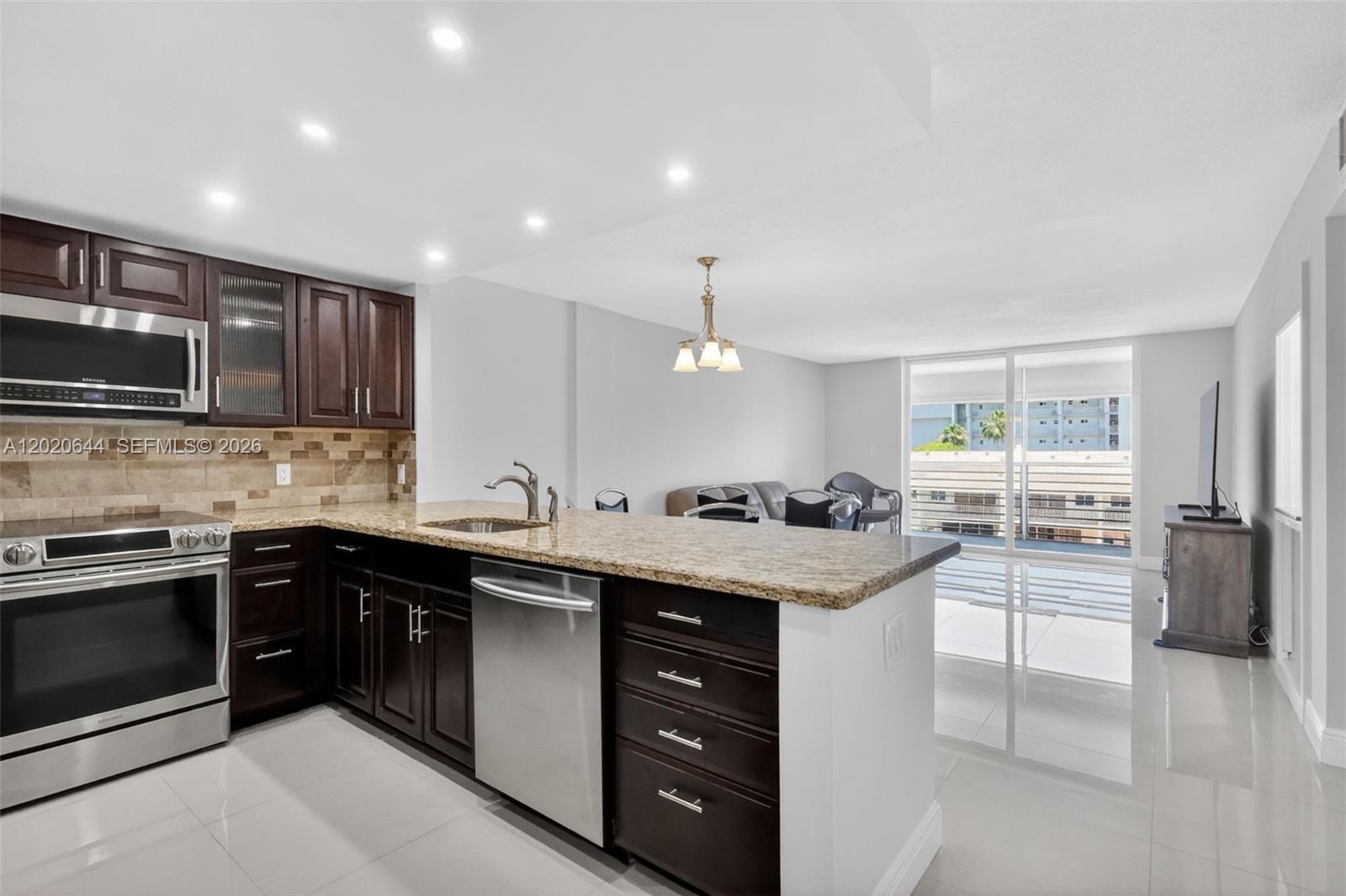 EDEN ISLES CONDO NO 6 - Residential