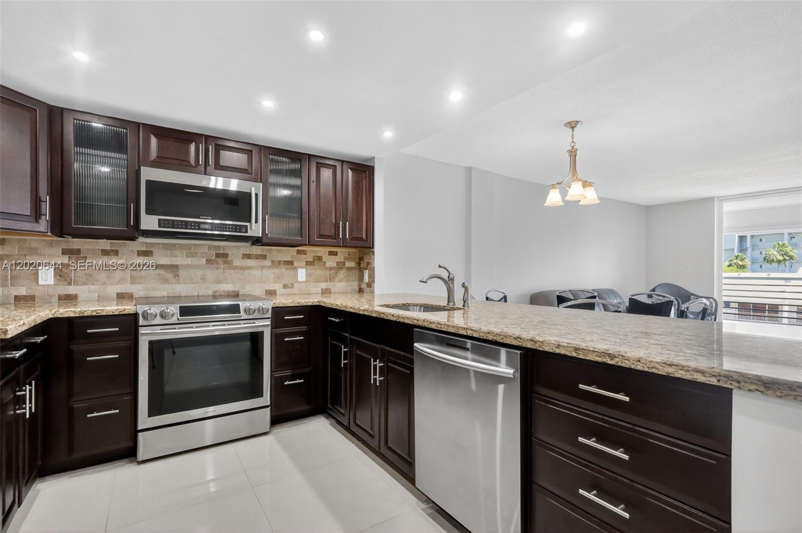 EDEN ISLES CONDO NO 6 - Residential