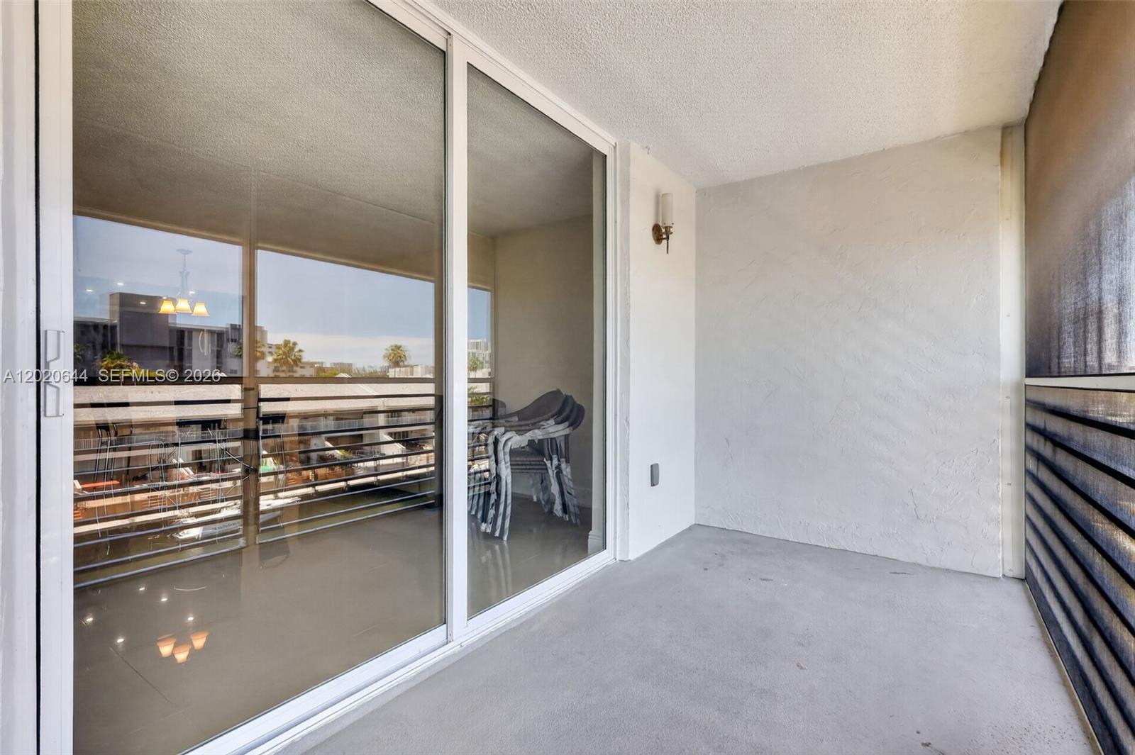 EDEN ISLES CONDO NO 6 - Residential