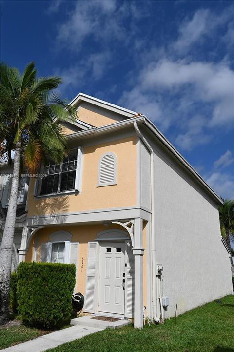 16761 Hemingway Dr Weston FL 33326